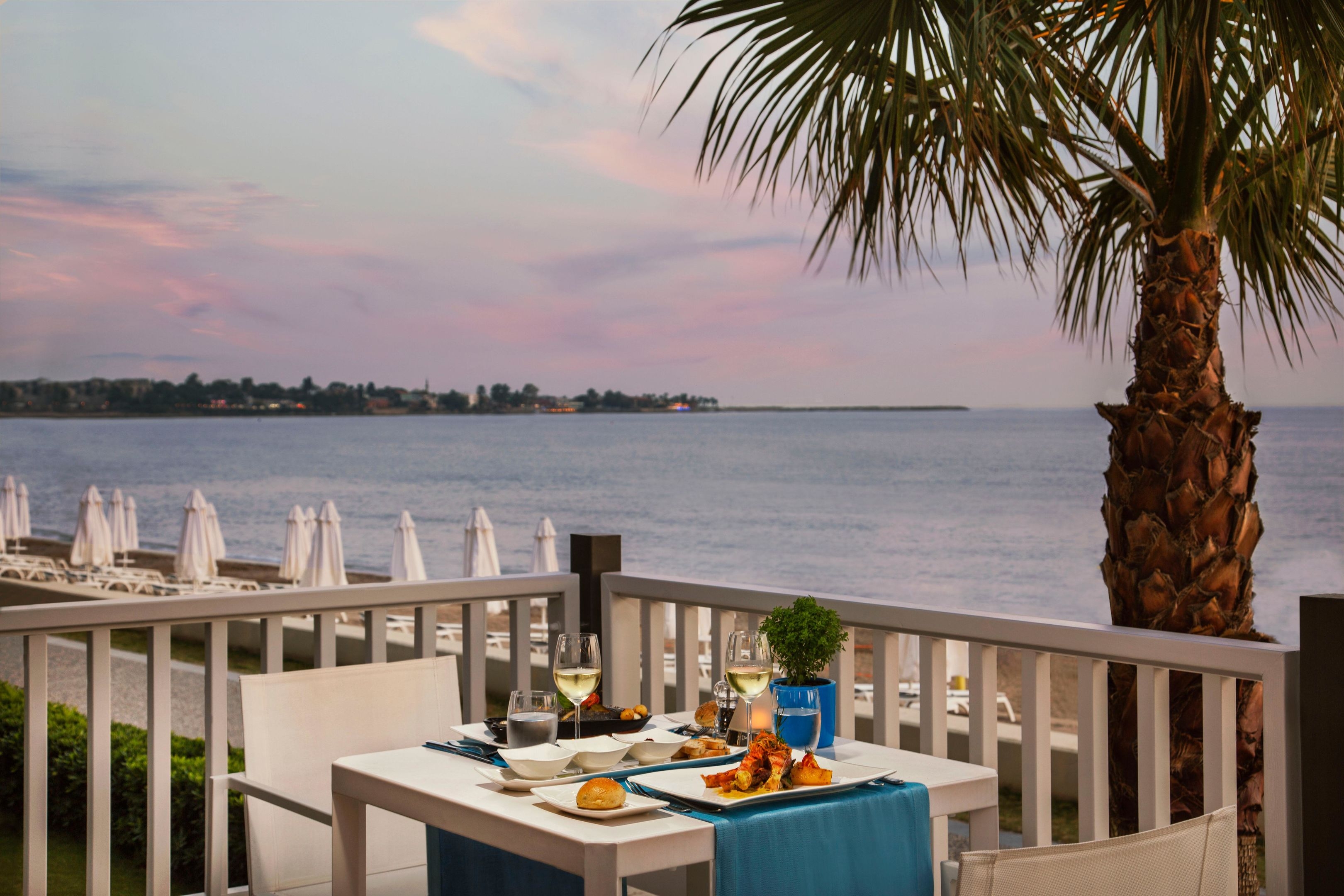 Acanthus & Cennet Barut Collection98