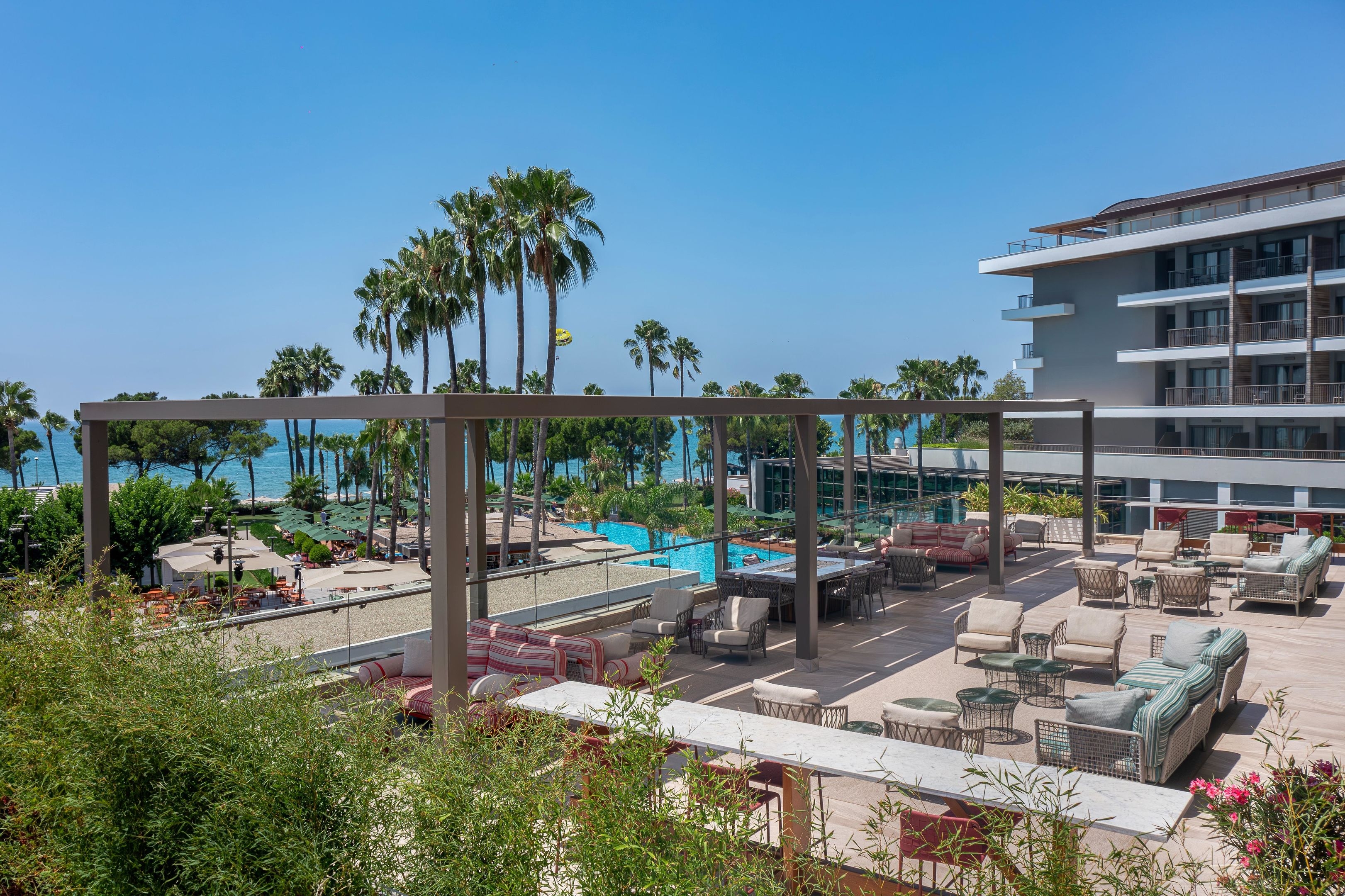 Acanthus & Cennet Barut Collection55