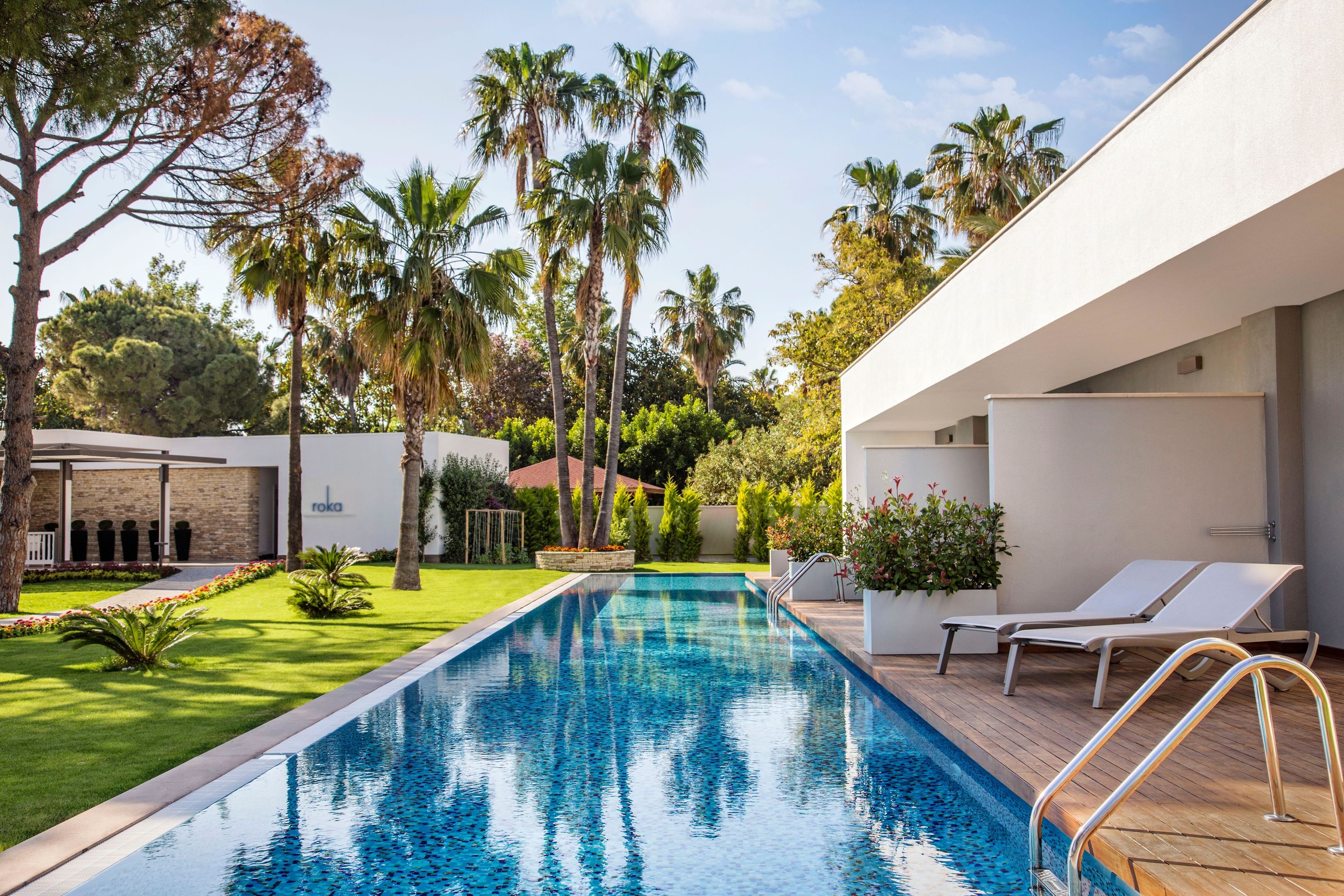 Acanthus & Cennet Barut Collection7