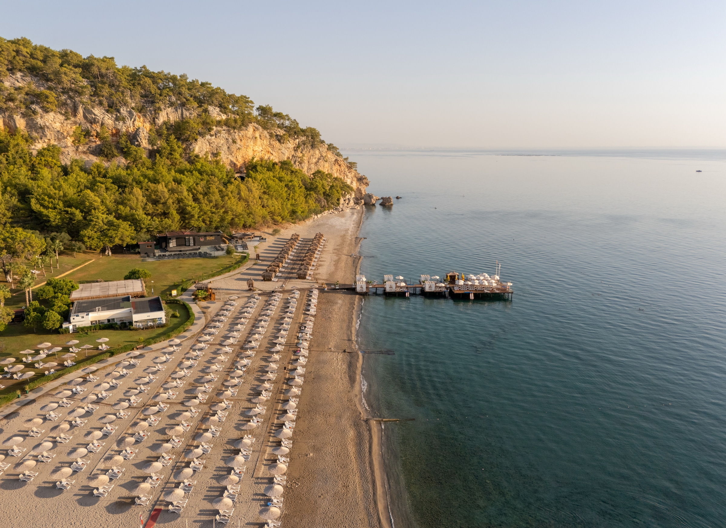 Juju Premier Palace Hotel (ex. Amara Premier Palace Hotel)181