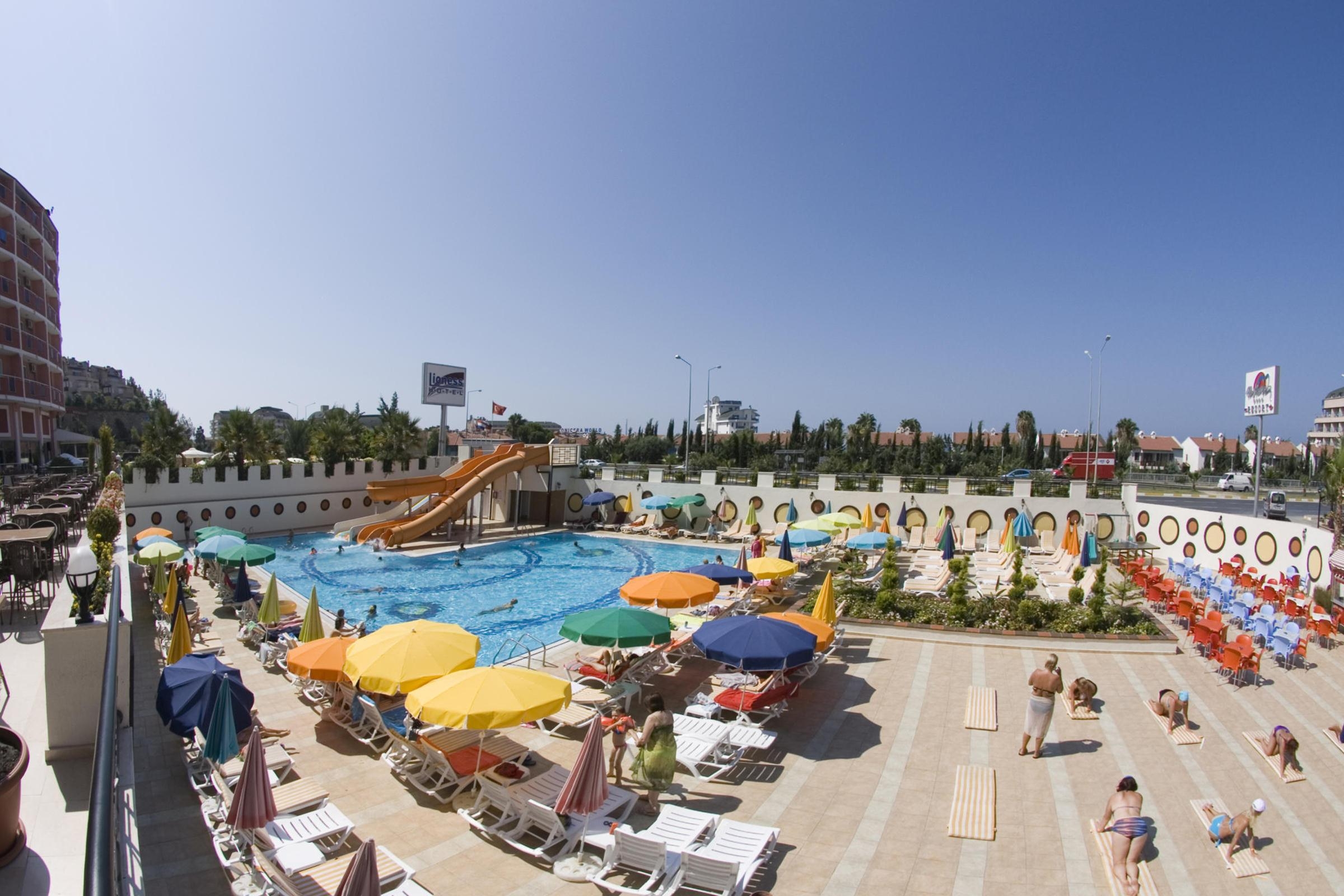 Arabella World Hotel13