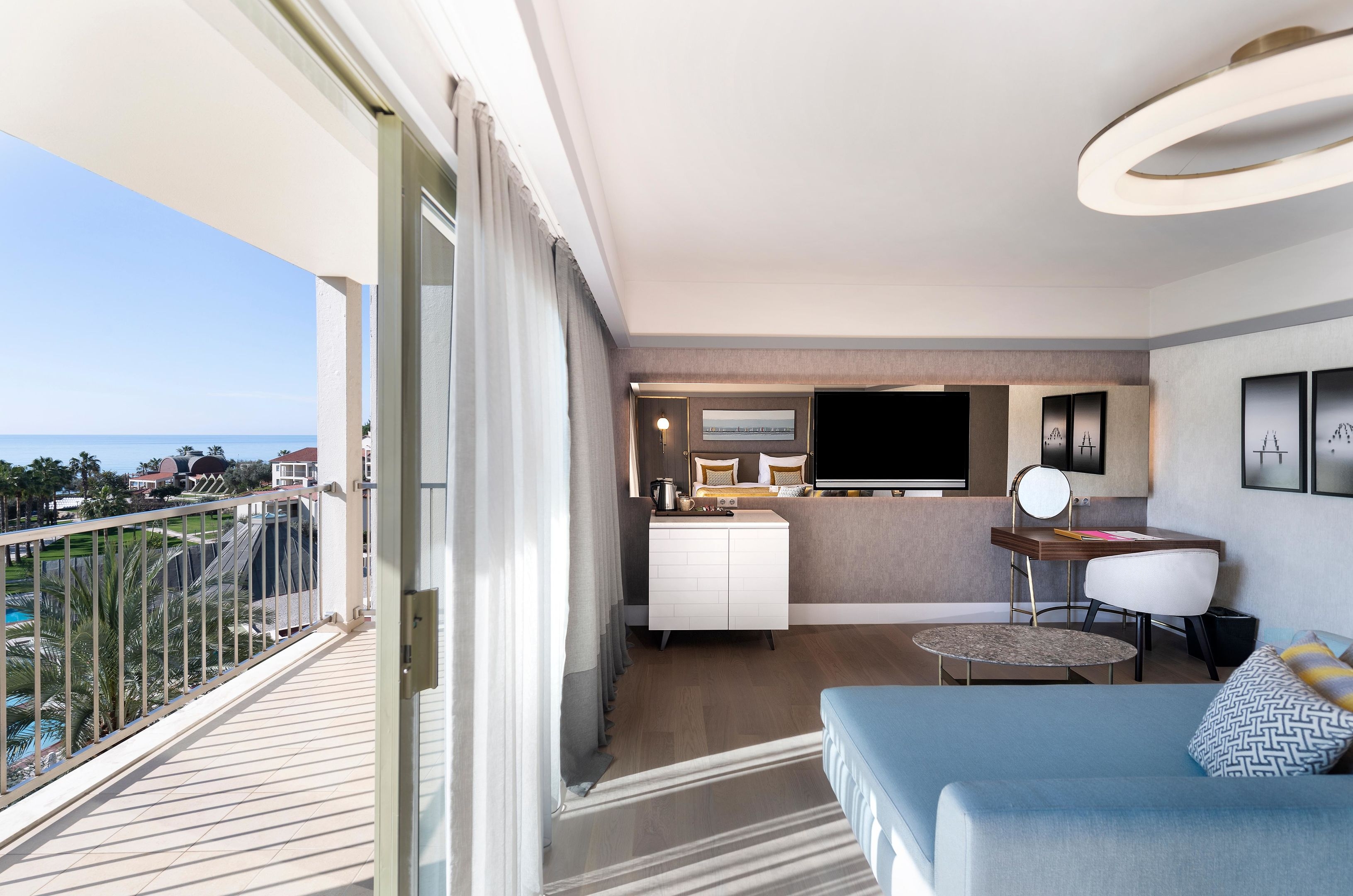 Arum Barut Collection88