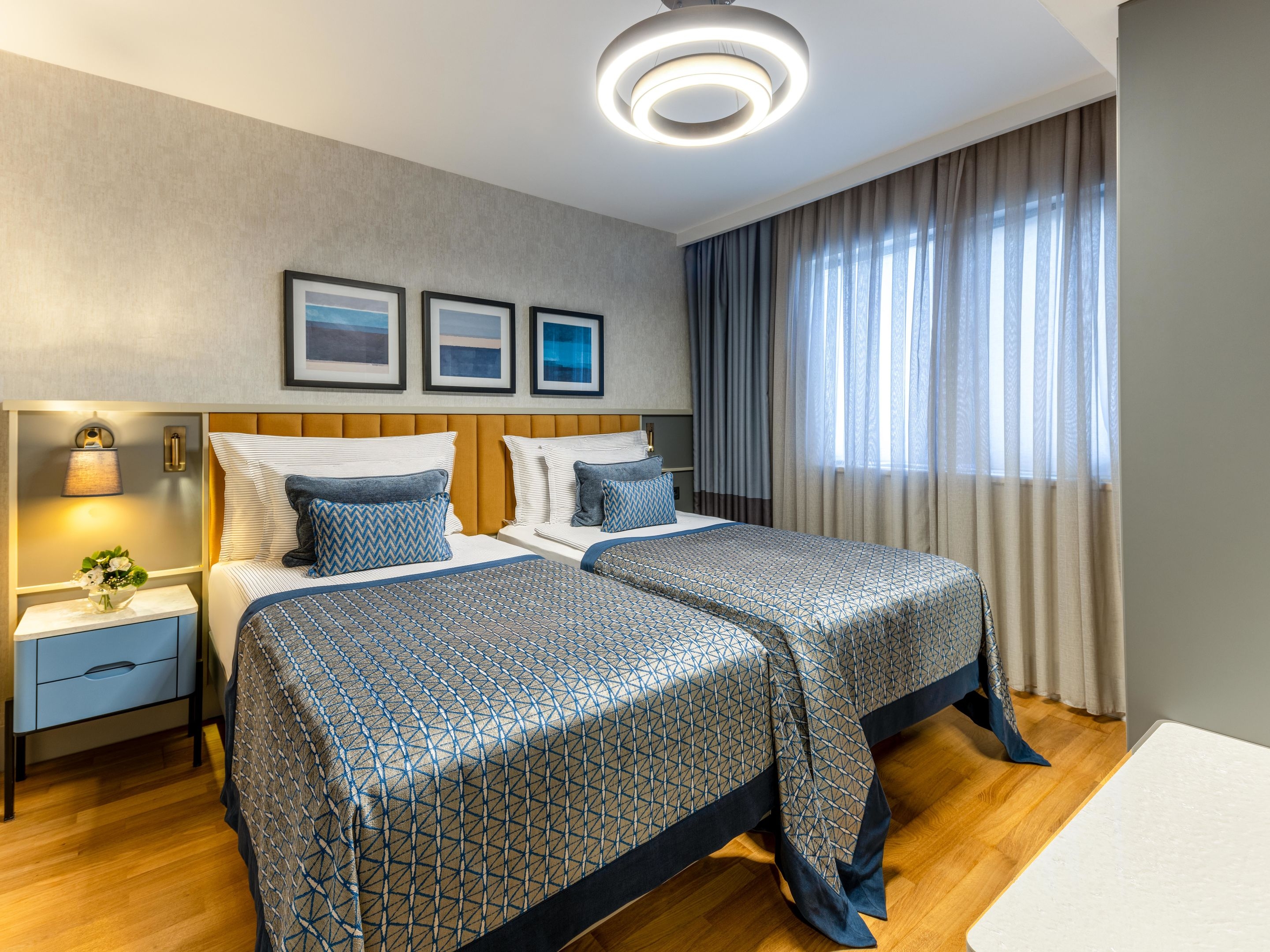 Arum Barut Collection85