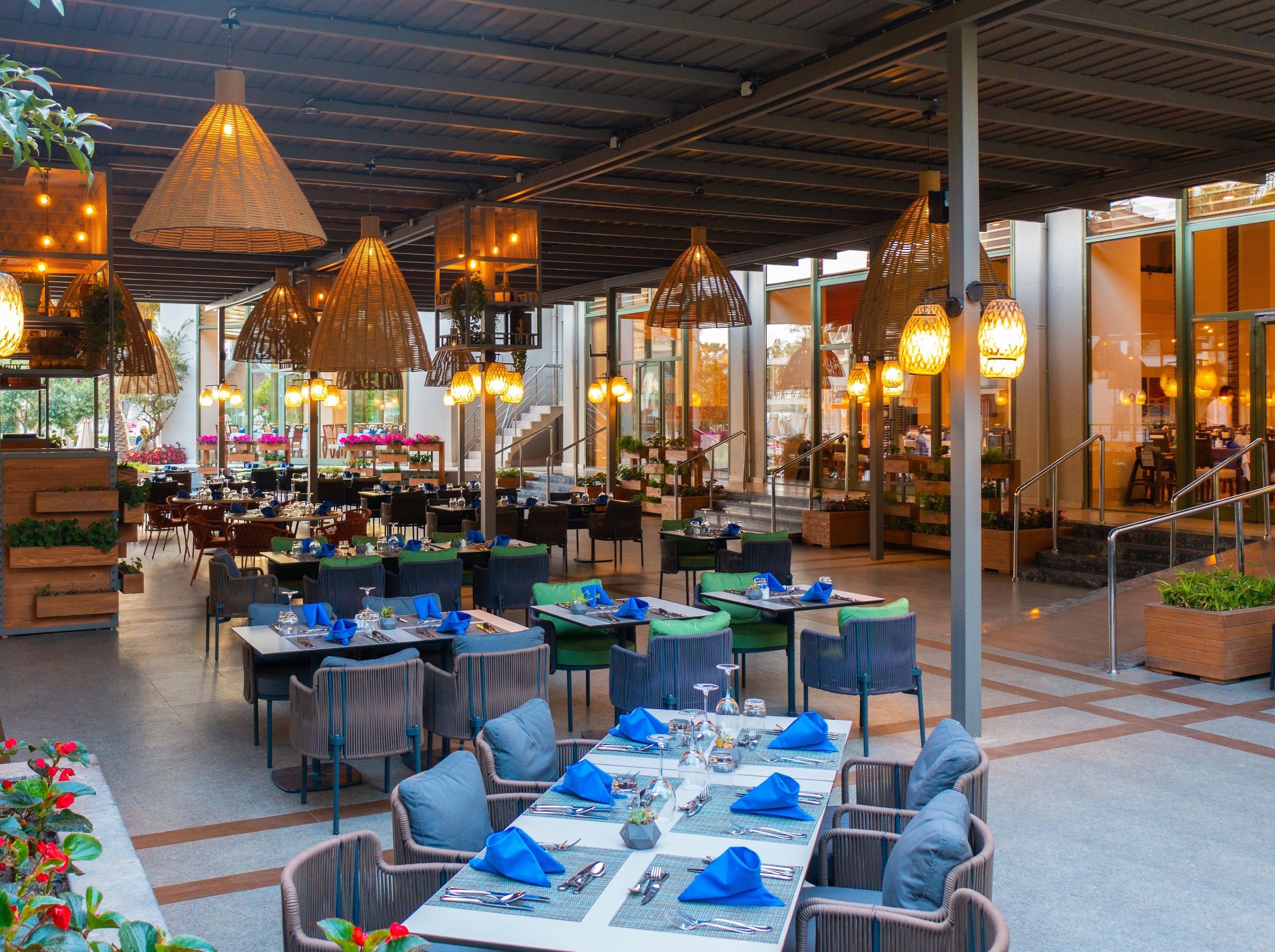 Arum Barut Collection57