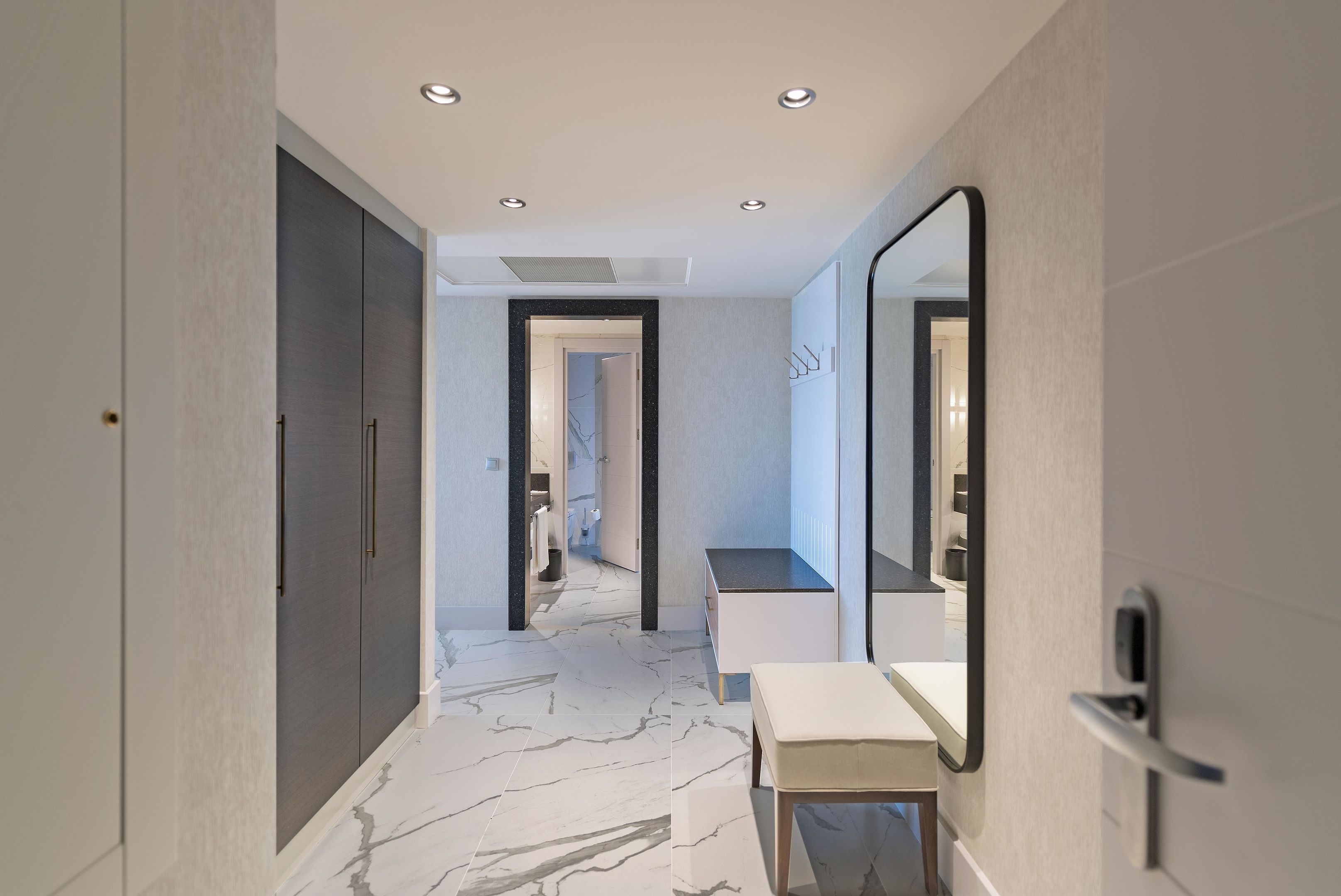 Arum Barut Collection74