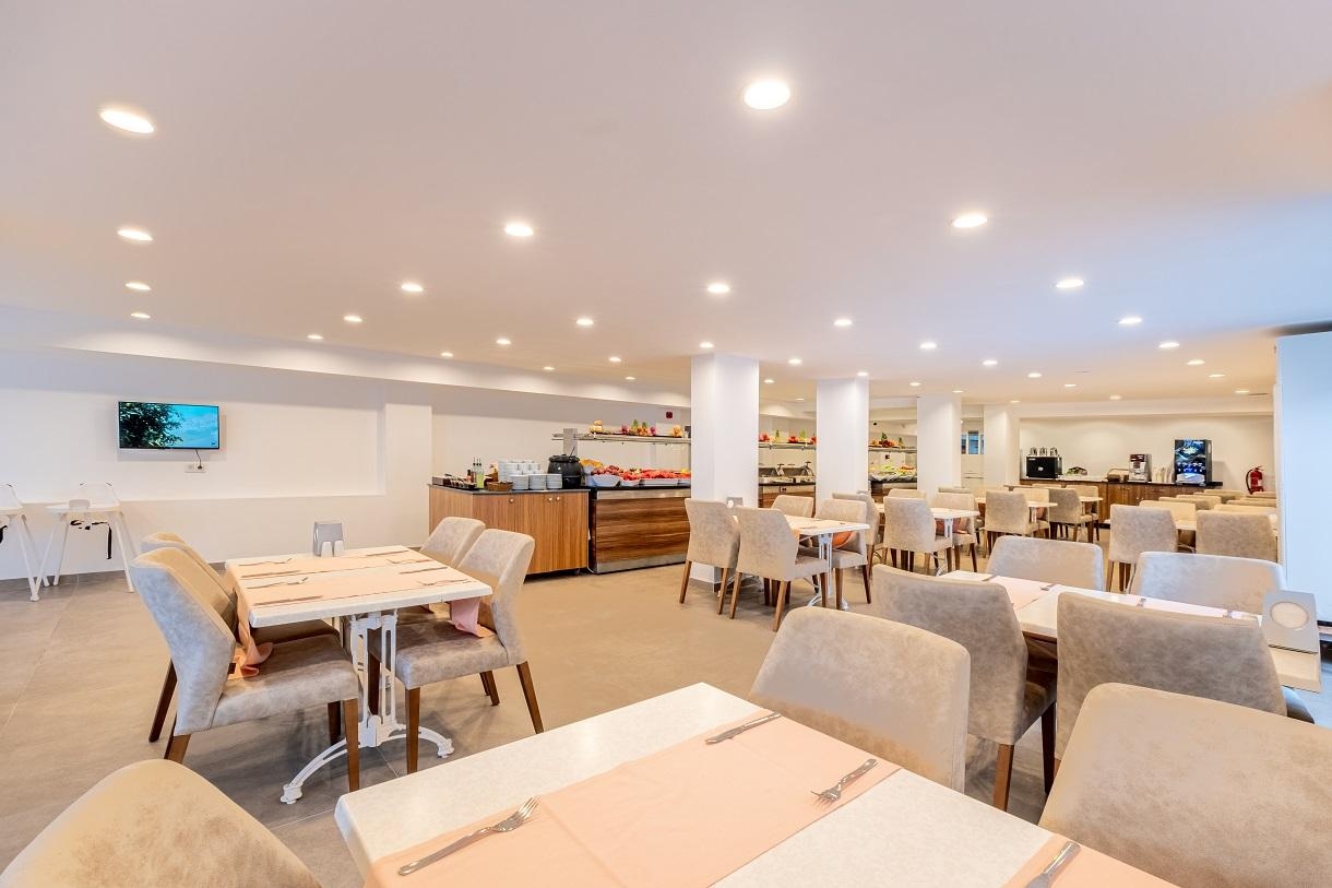 Viking Beach Hotel(ex. Bonn Beach Hotel By RRH & R)6