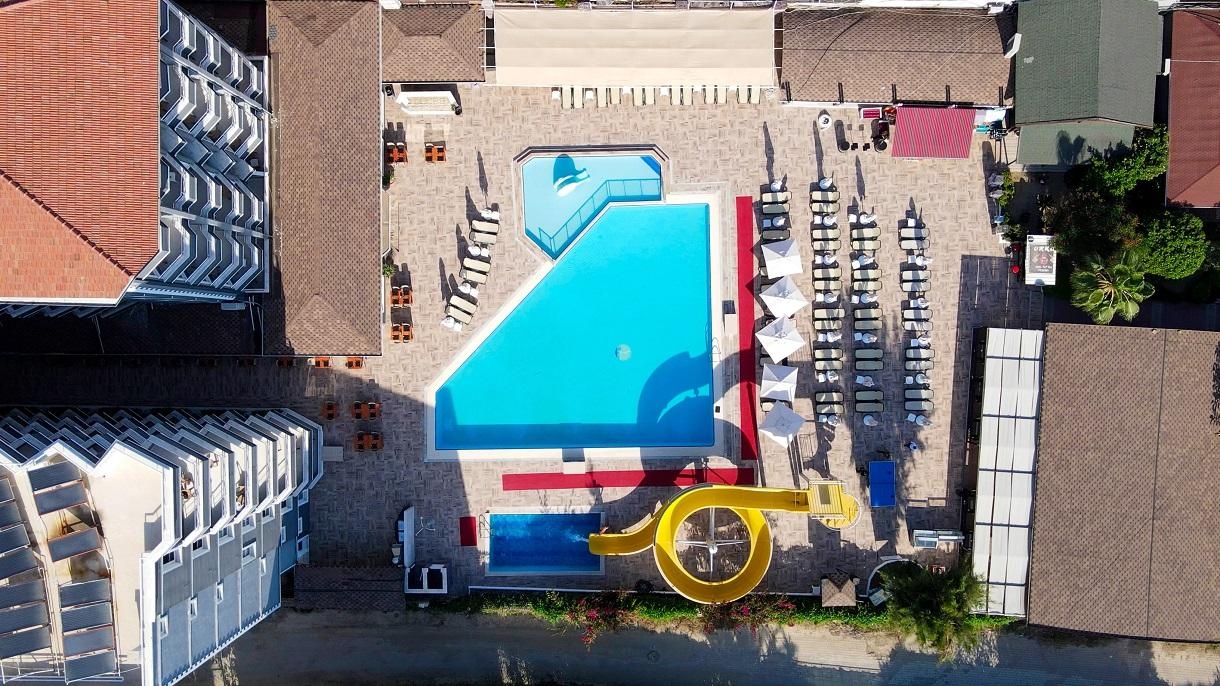 Clover Magic Garden Beach(Ex.Mediterranean Breeze Hotel)11