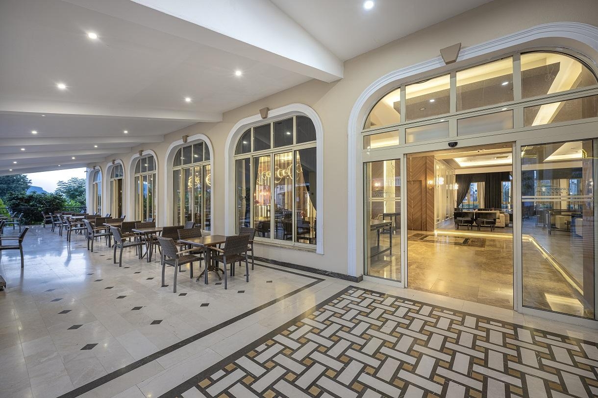 Loceanica Beach Resort Hotel10