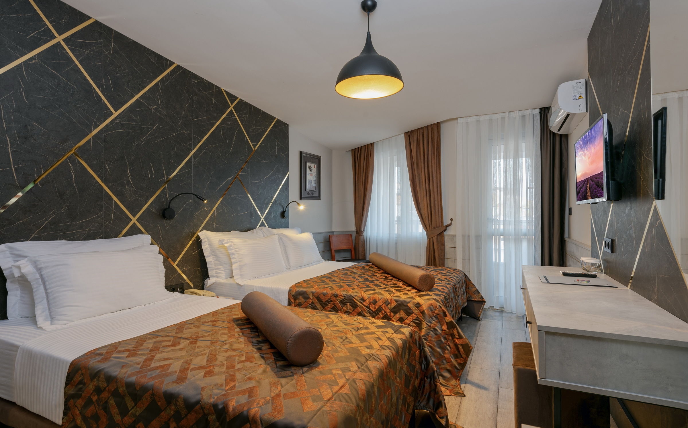 Monart City Hotel30
