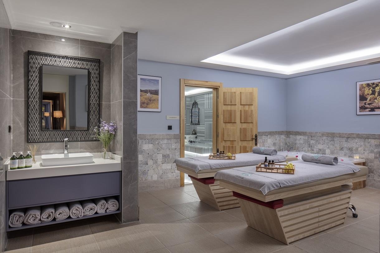 Nirvana Cosmopolitan27