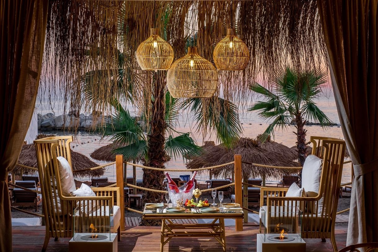 Rubi Platinum Sign16