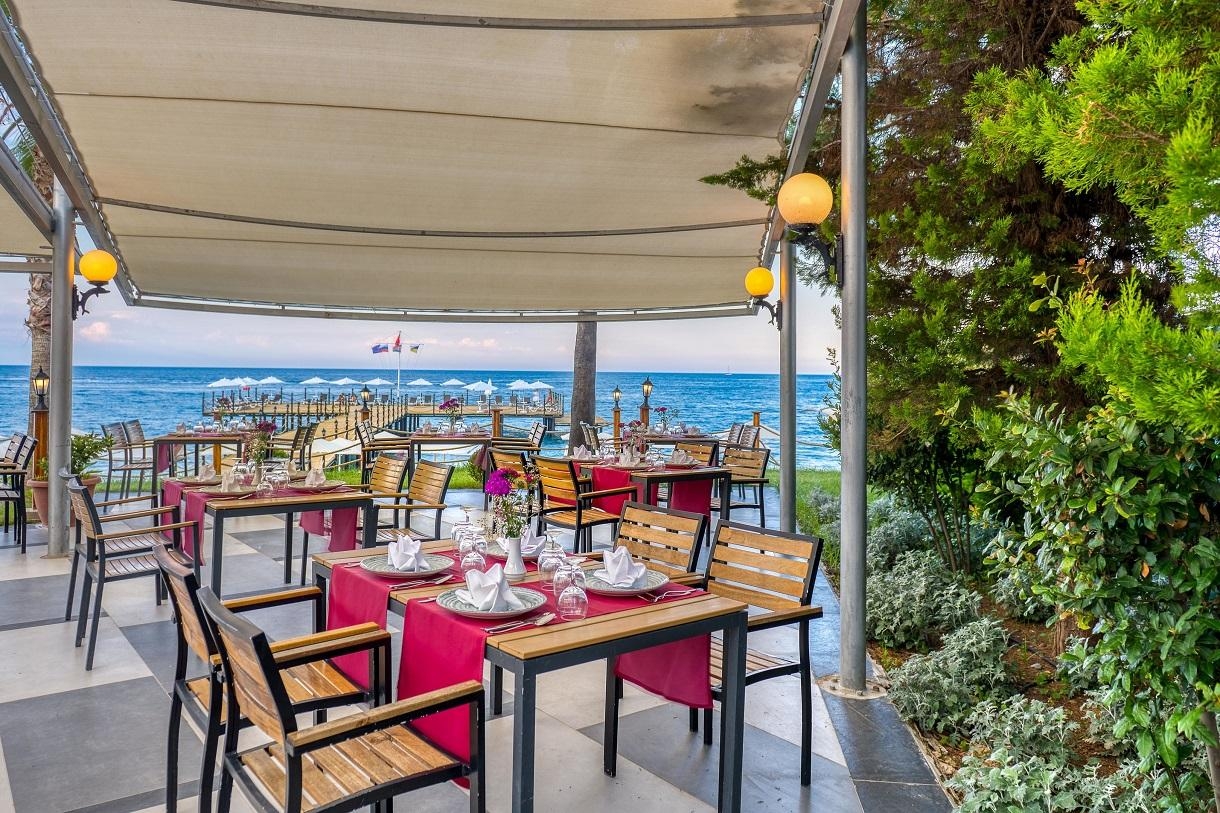 Sealife Kemer Resort Hotel11