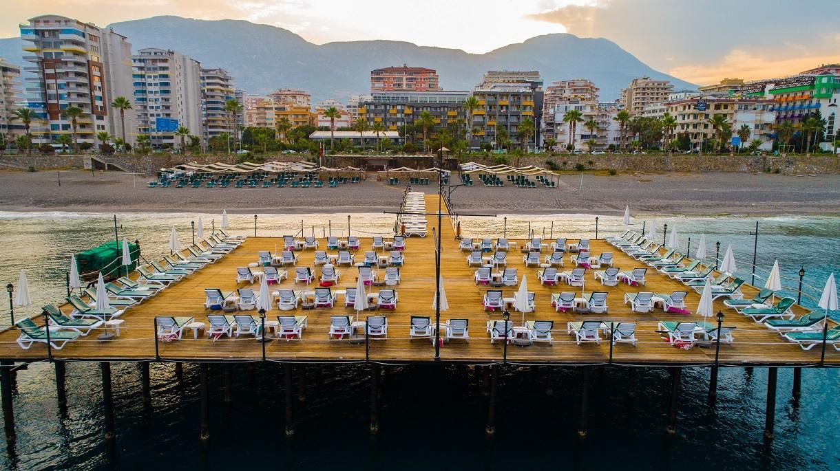 Senza Grand Santana23