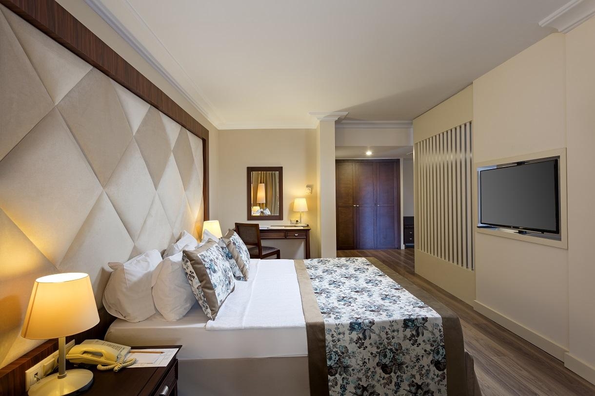 Seven Seas Hotel Life6