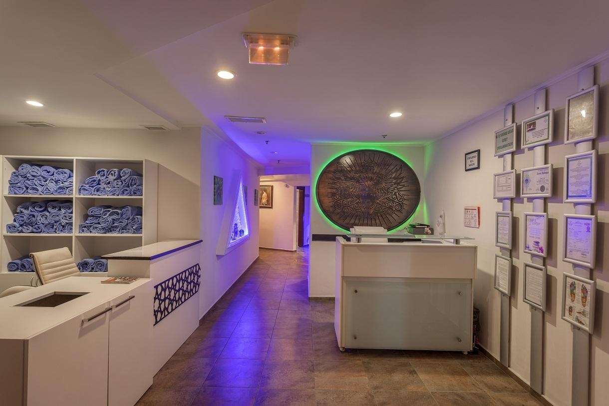 Seven Seas Hotel Life25