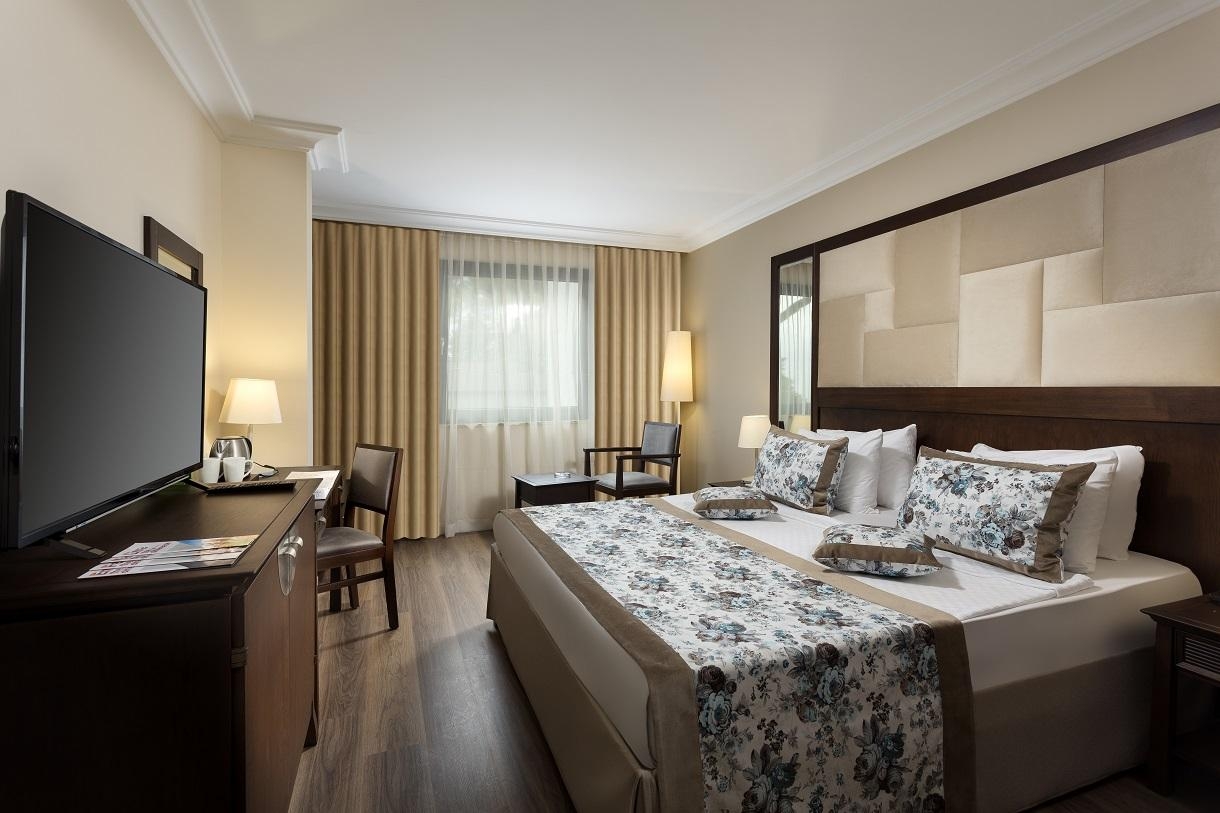 Seven Seas Hotel Life7