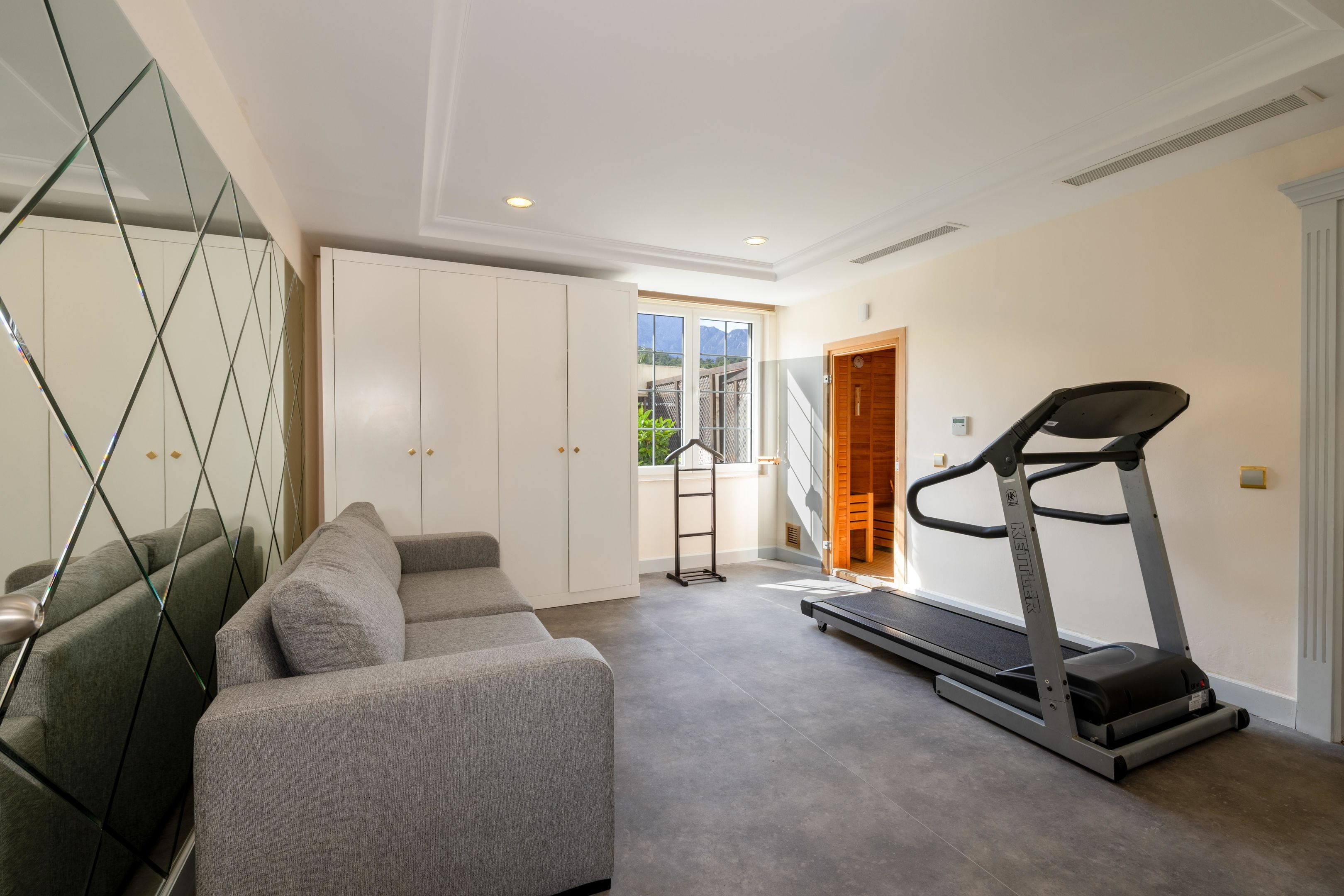 Nirvana Dolce Vita107