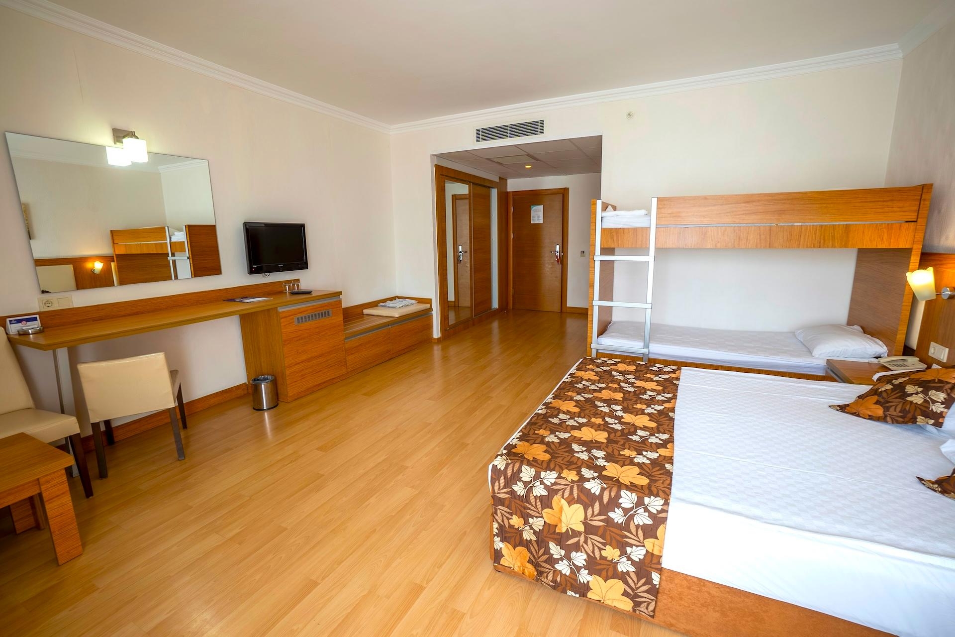 Cenger Beach Resort & Spa76