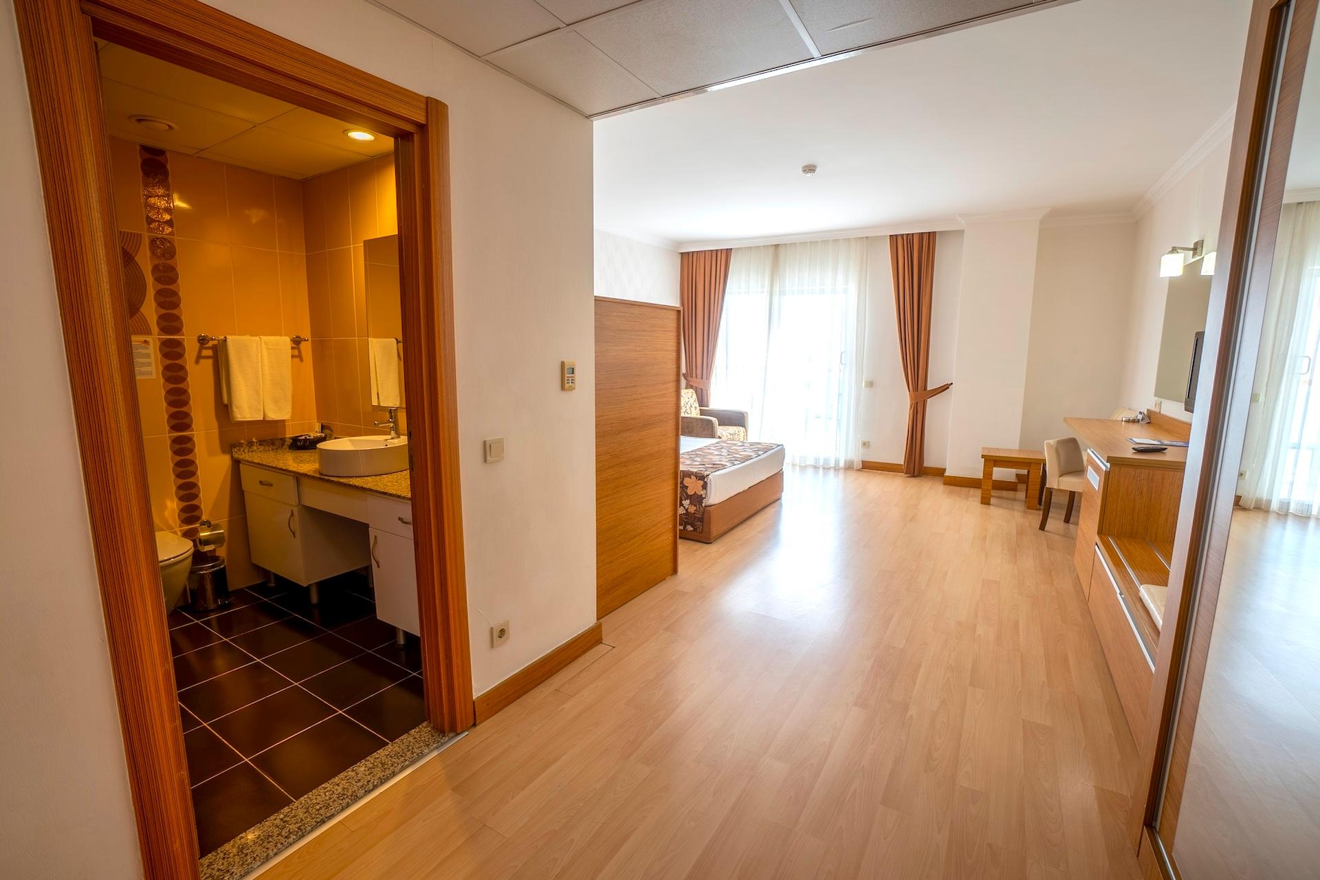 Cenger Beach Resort & Spa78