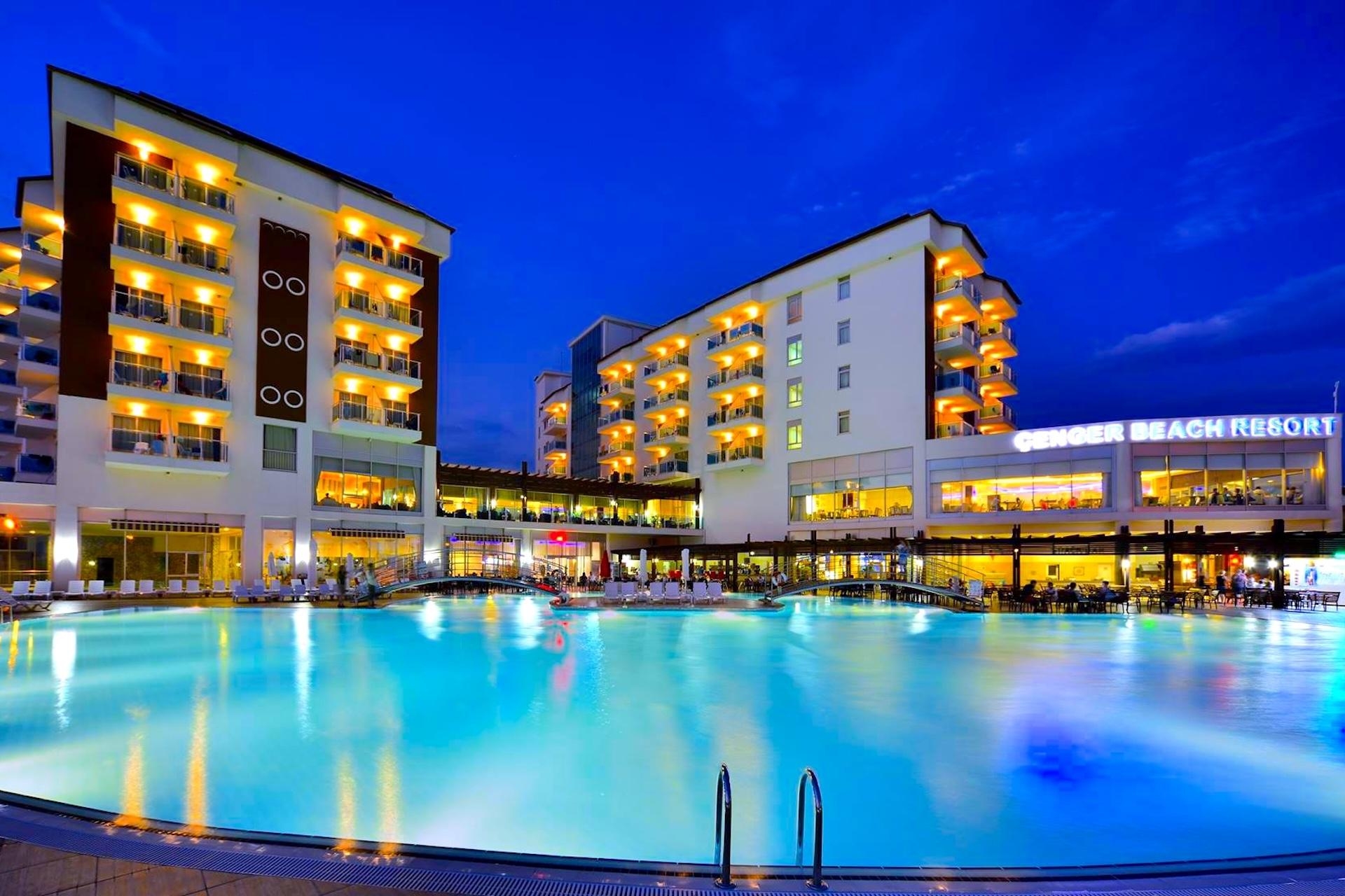 Cenger Beach Resort & Spa10