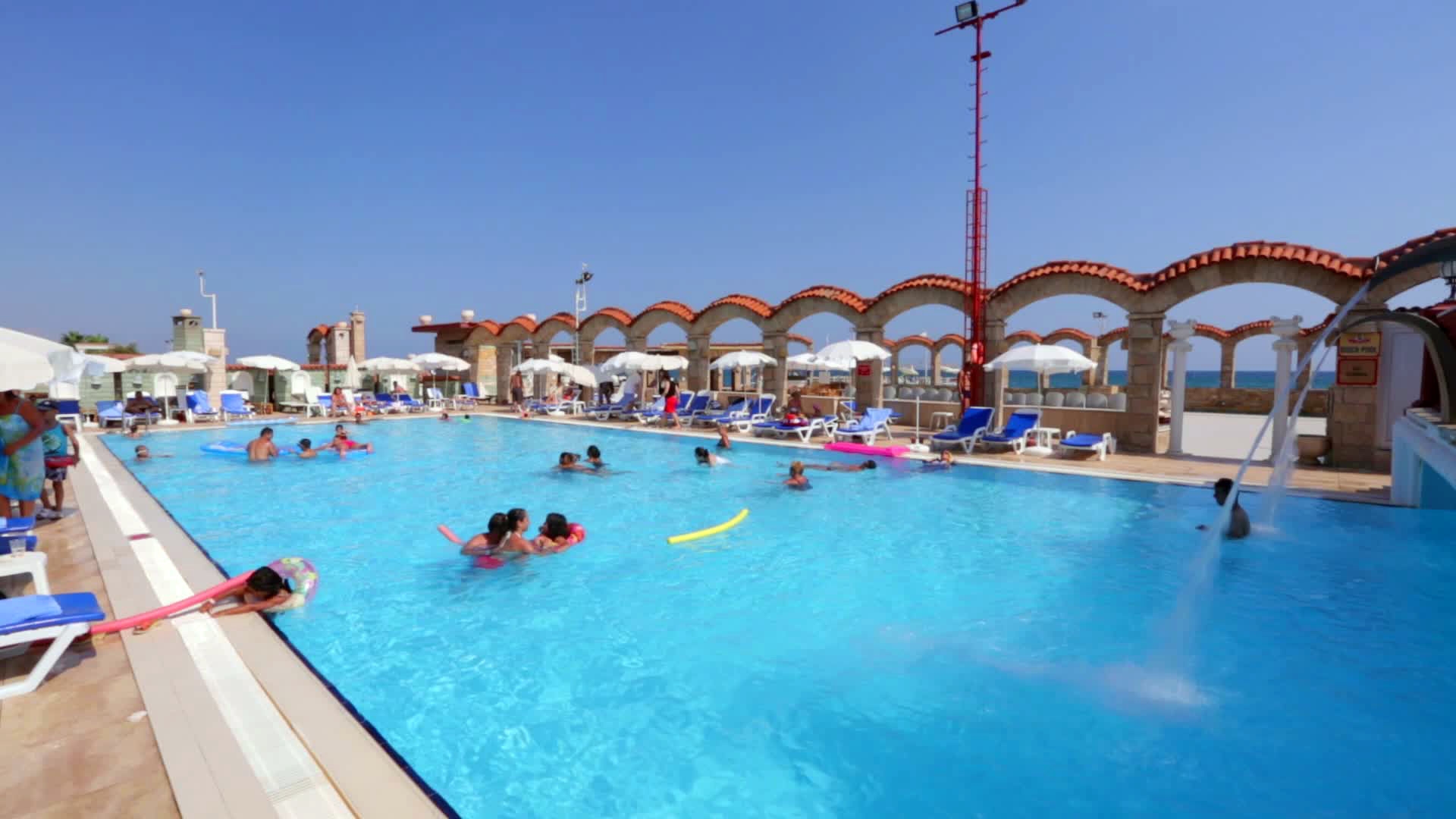 Club Hotel Sera38