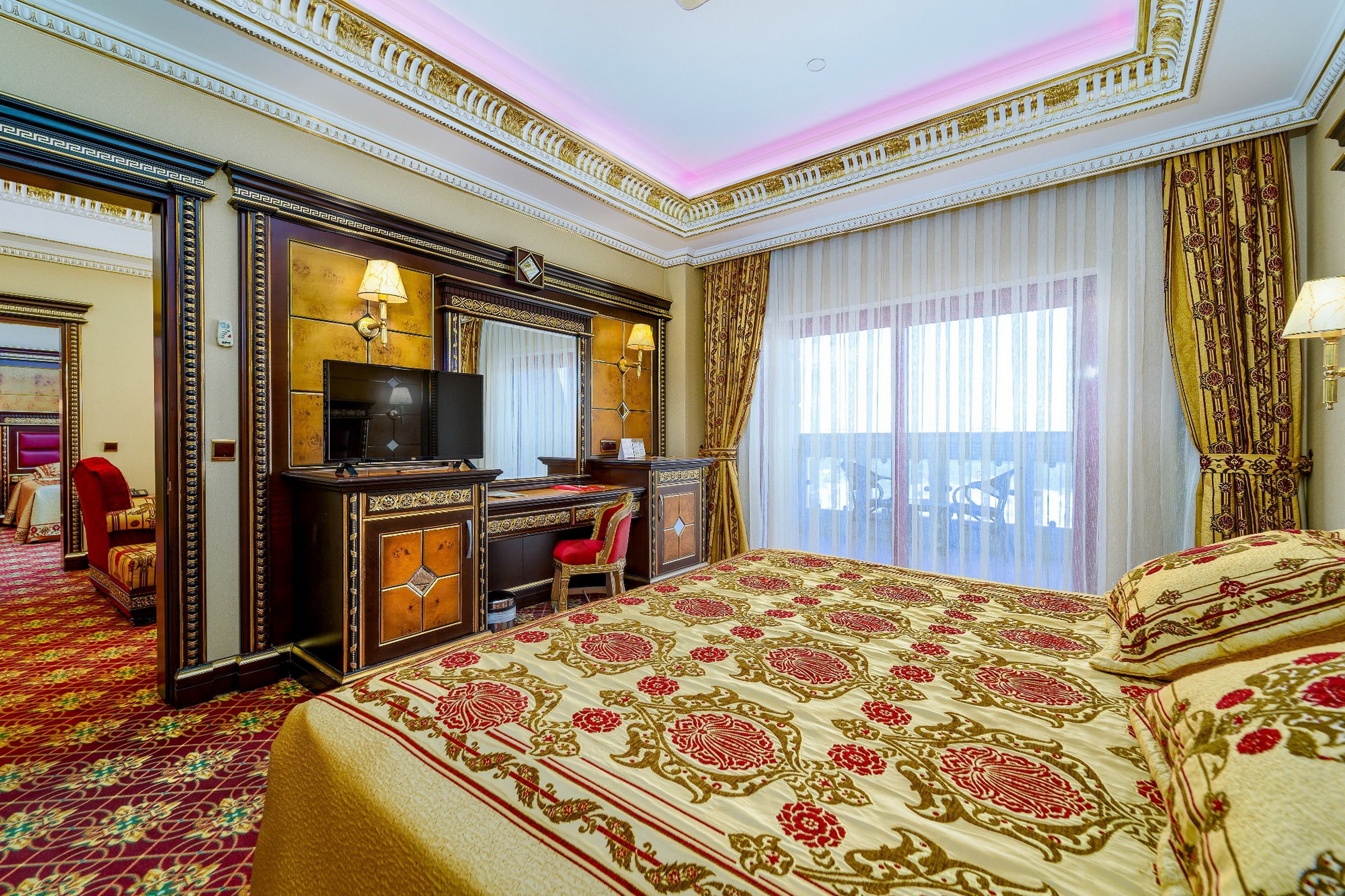 Club Hotel Sera52