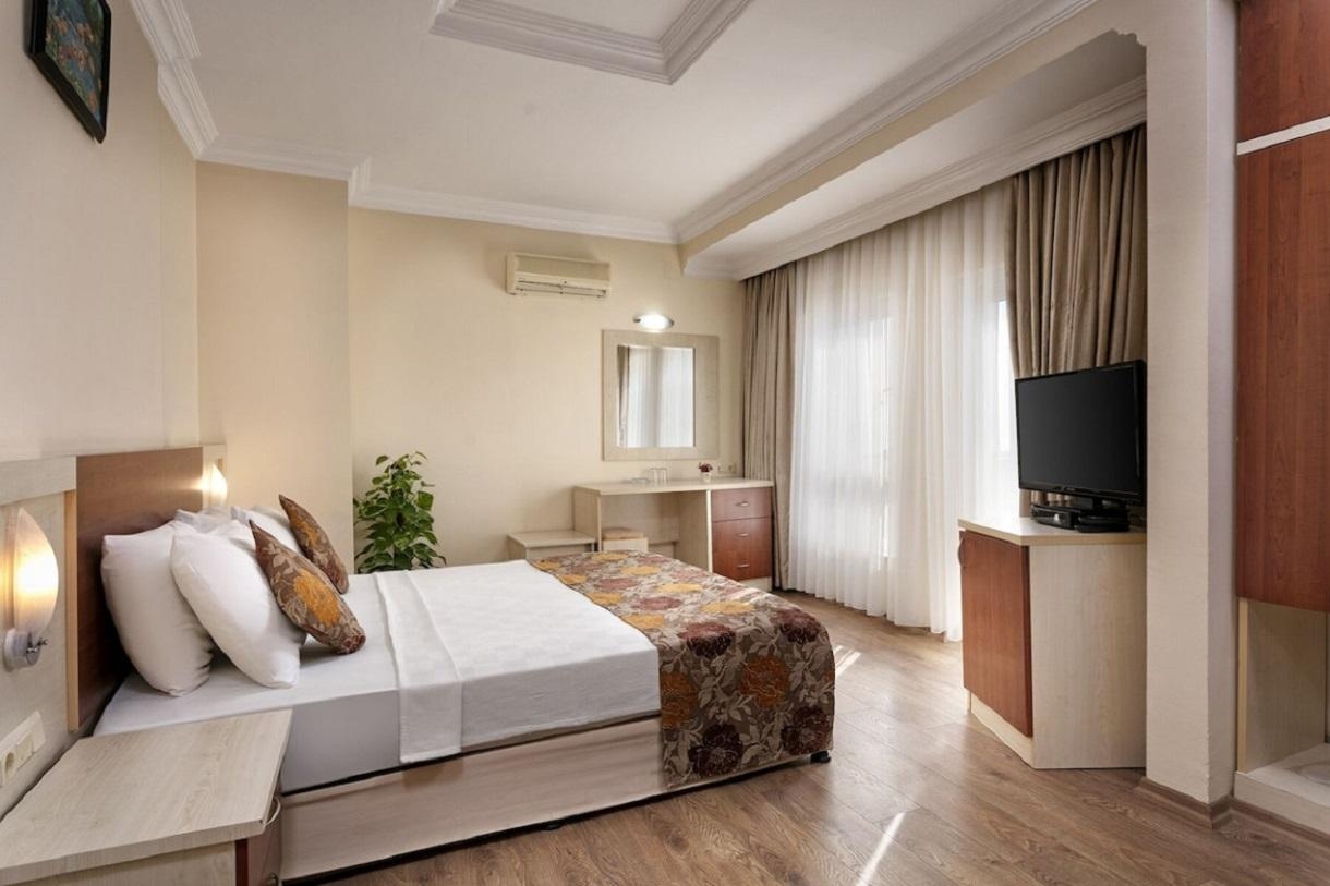 Dinc Hotel Lara6