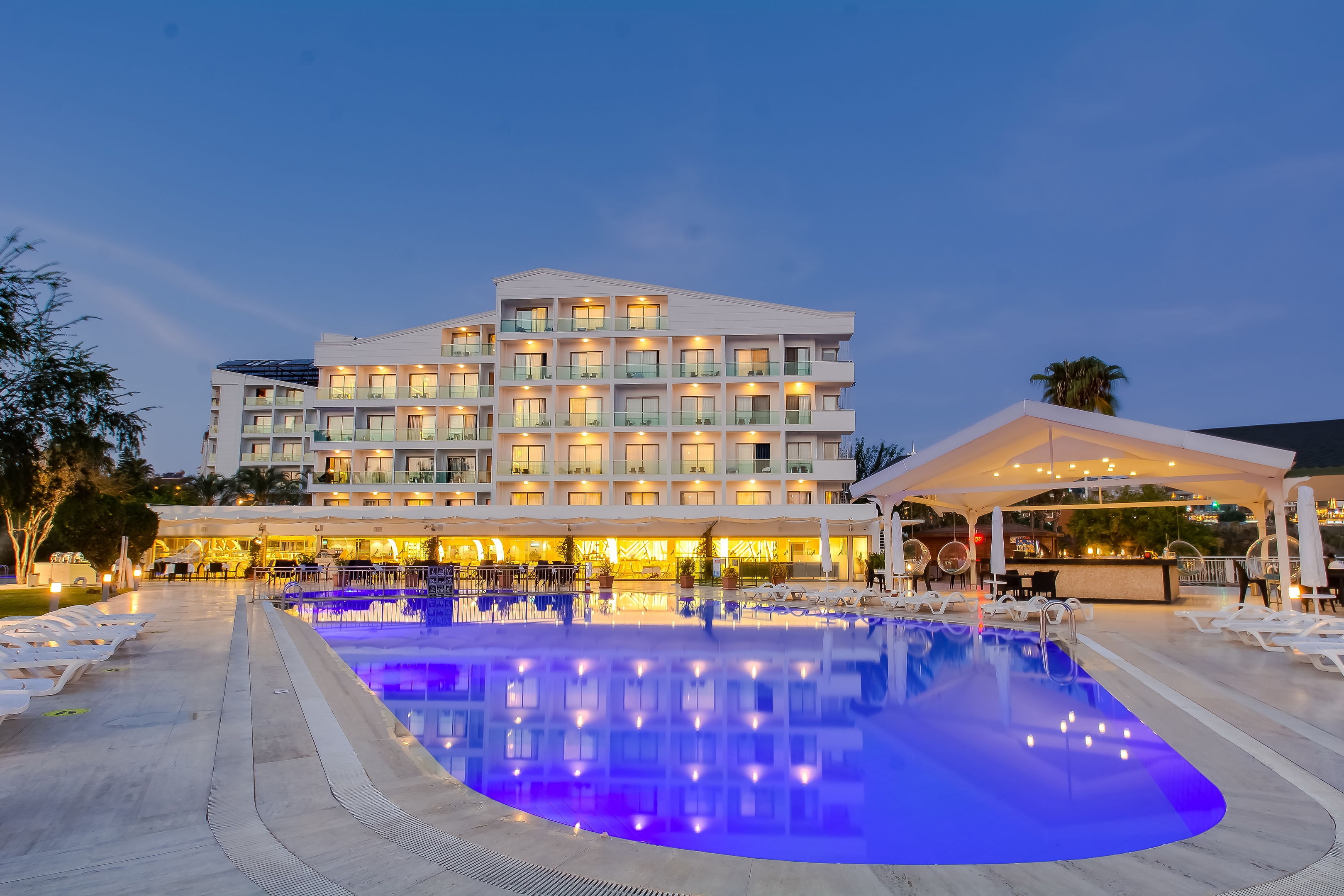 Club Falcon Hotel45