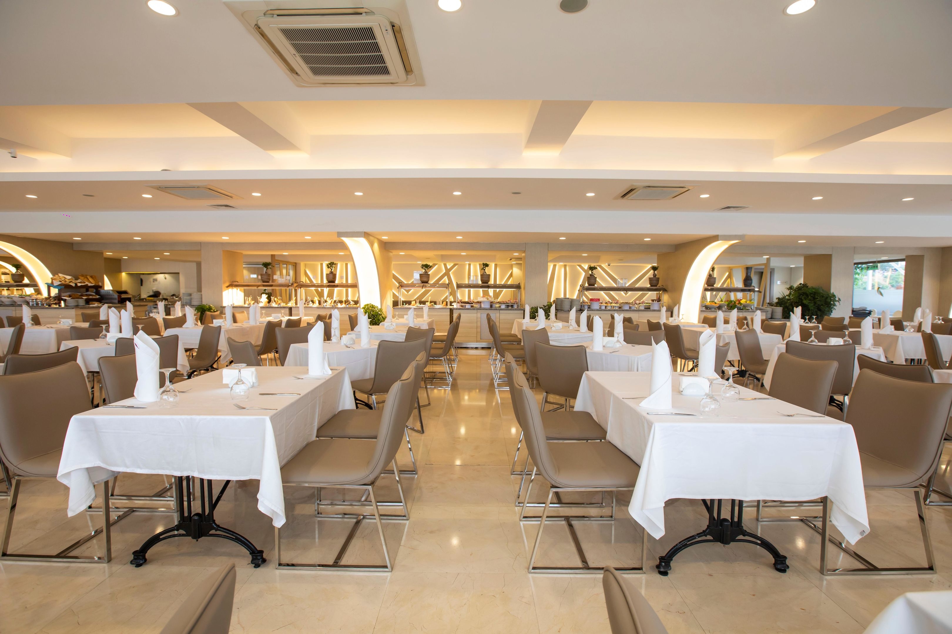 Club Falcon Hotel29