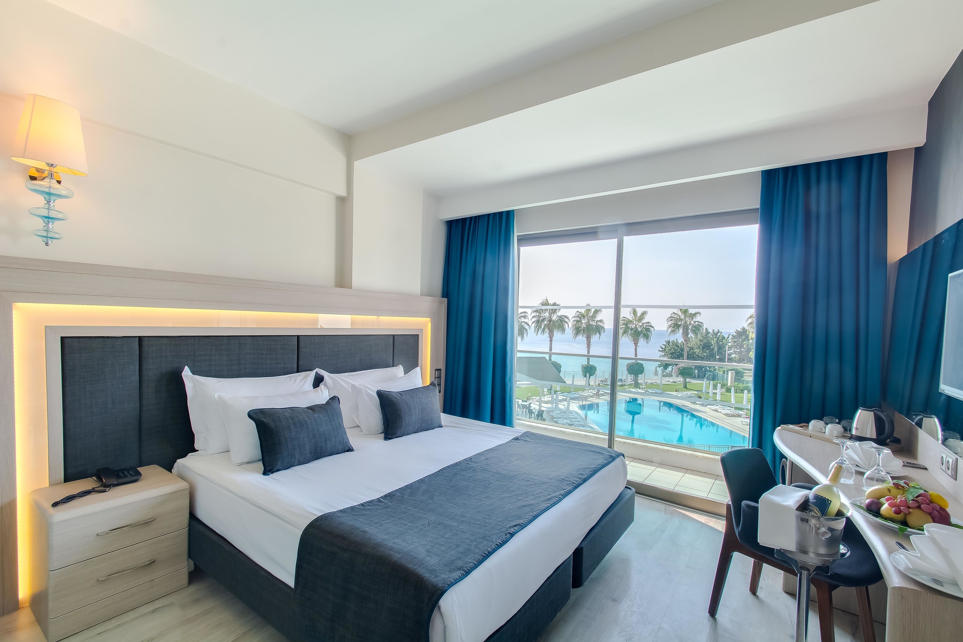 Club Falcon Hotel50