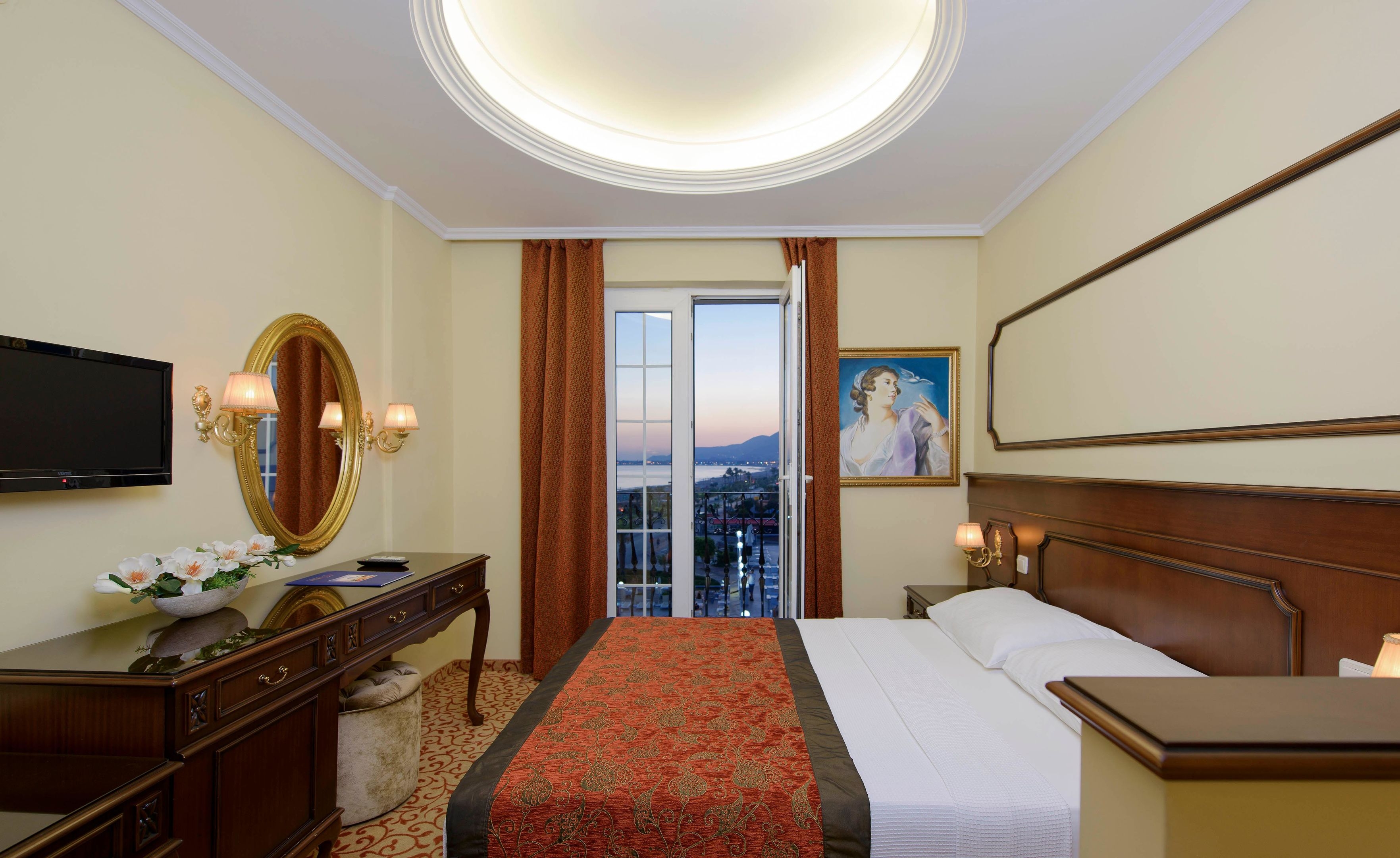 Antique Roman Palace13