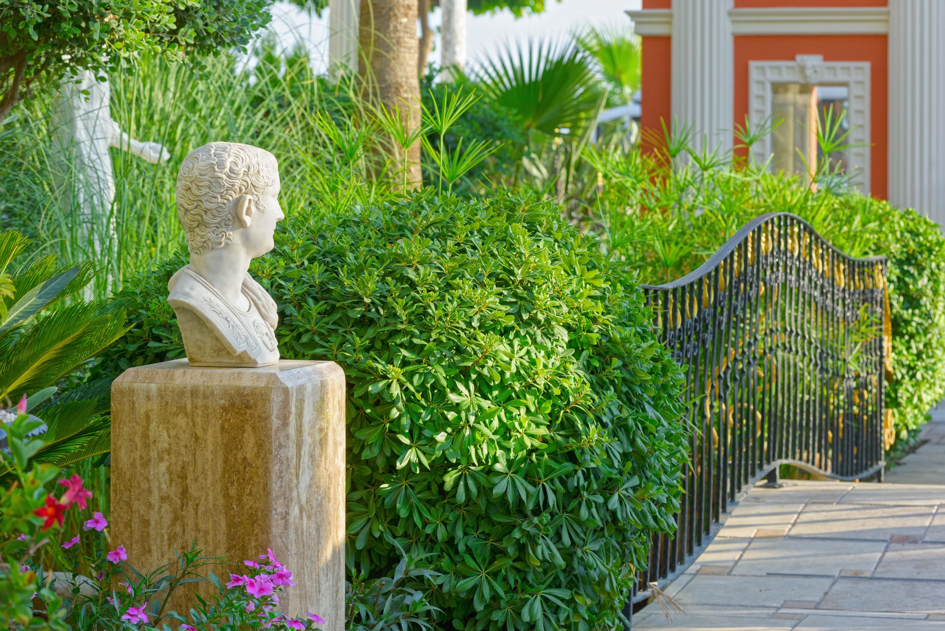 Antique Roman Palace46
