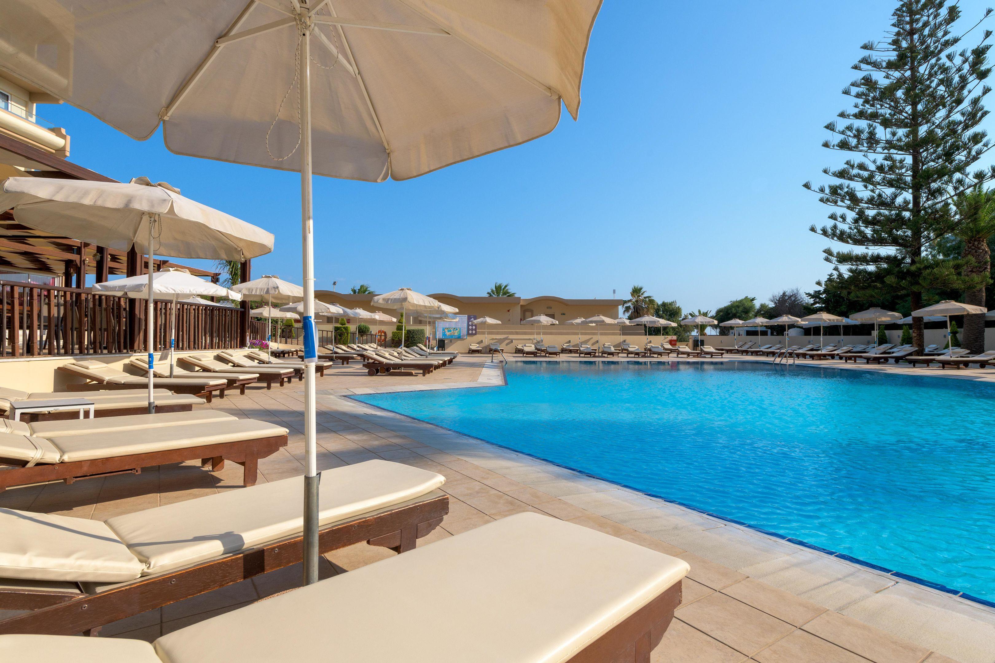 Sun Beach Resort2