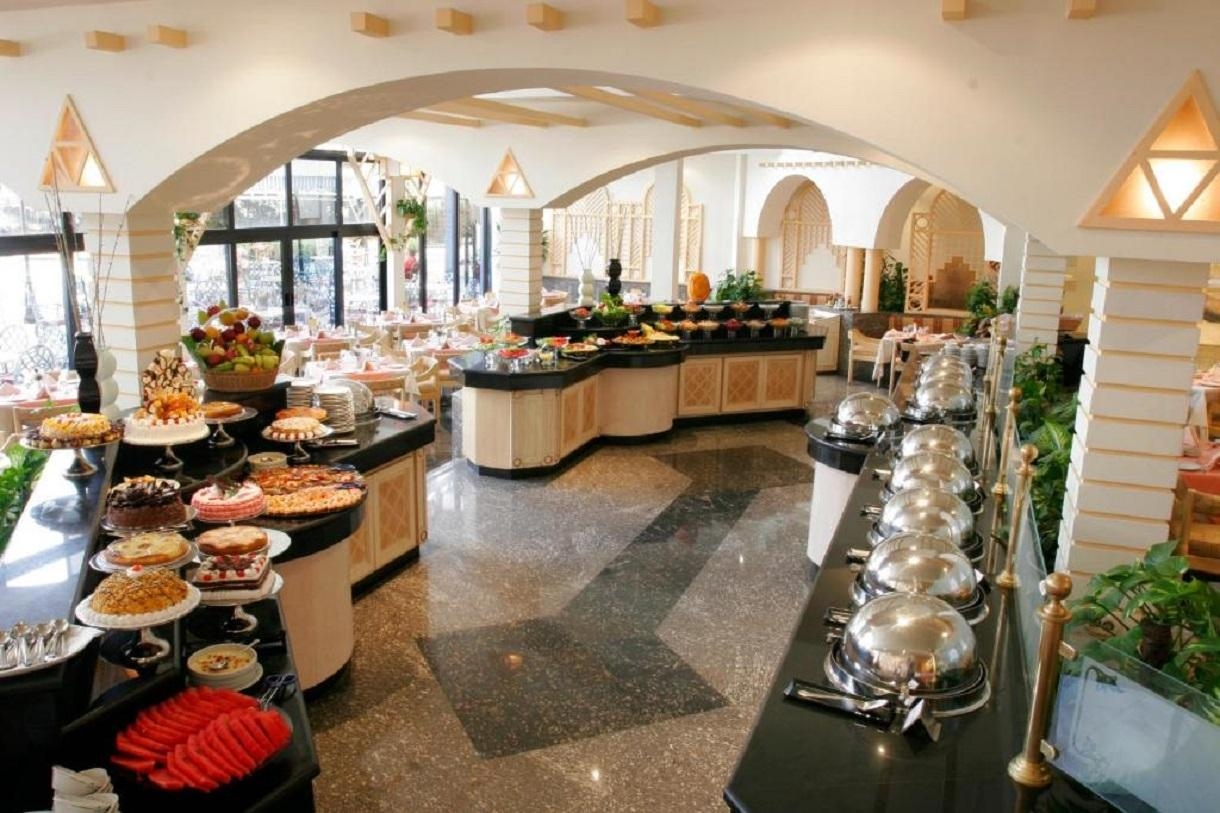 Pyramids Resort by Jaz (ex. Oasis)- Nílusi hajóút- Luxor10