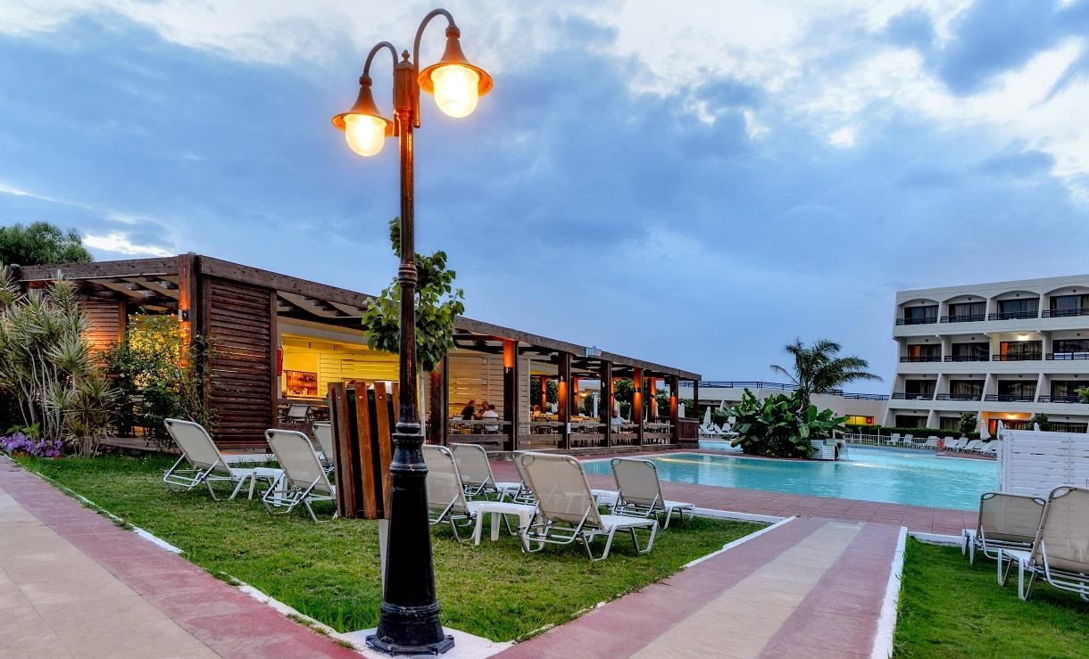 Sol by Melia Cosmopolitan Rhodes14