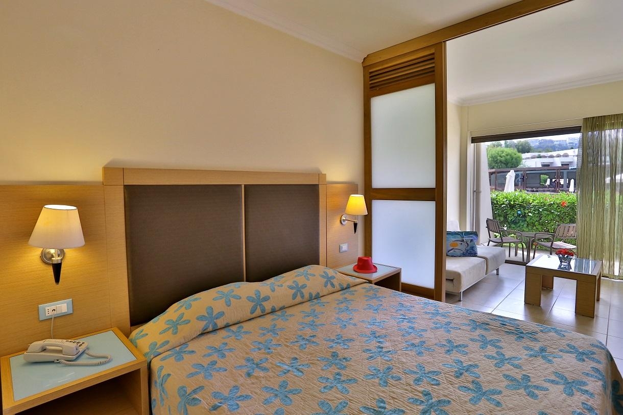 Sol by Melia Cosmopolitan Rhodes10