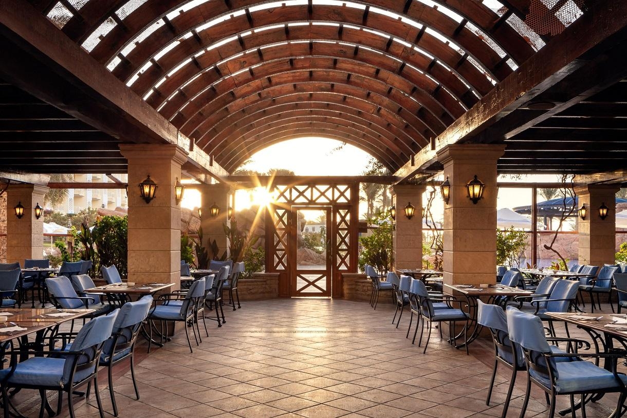 Palm Royale Resort16