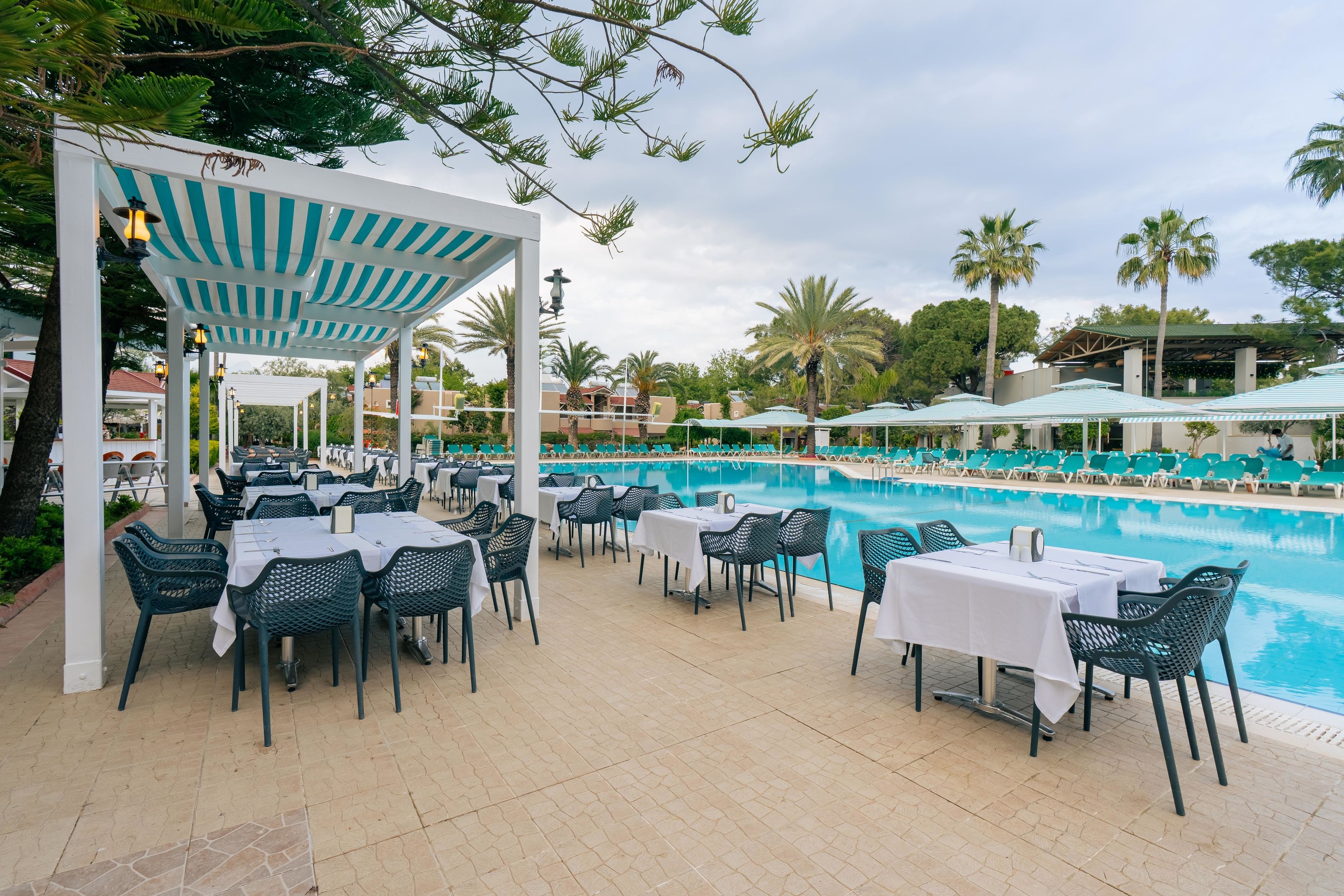 Pirates Beach Club39