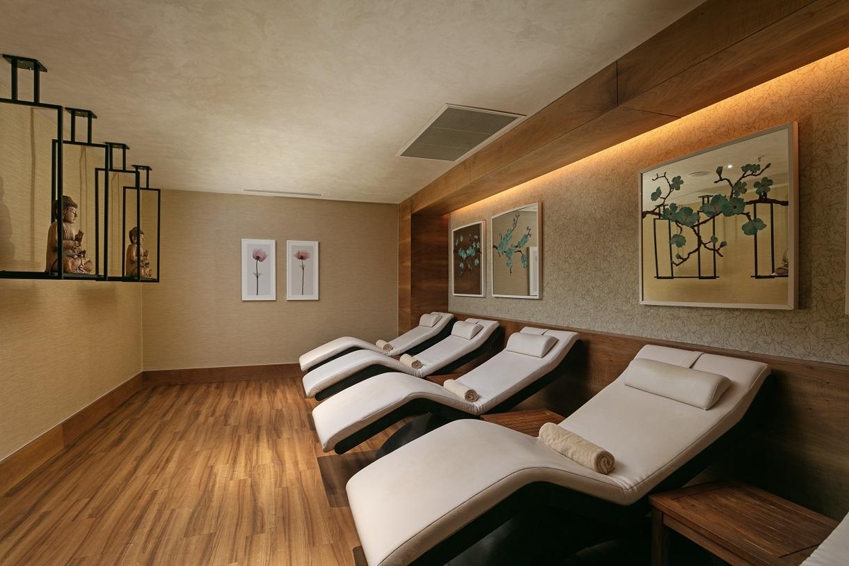 Titanic Deluxe Lara25