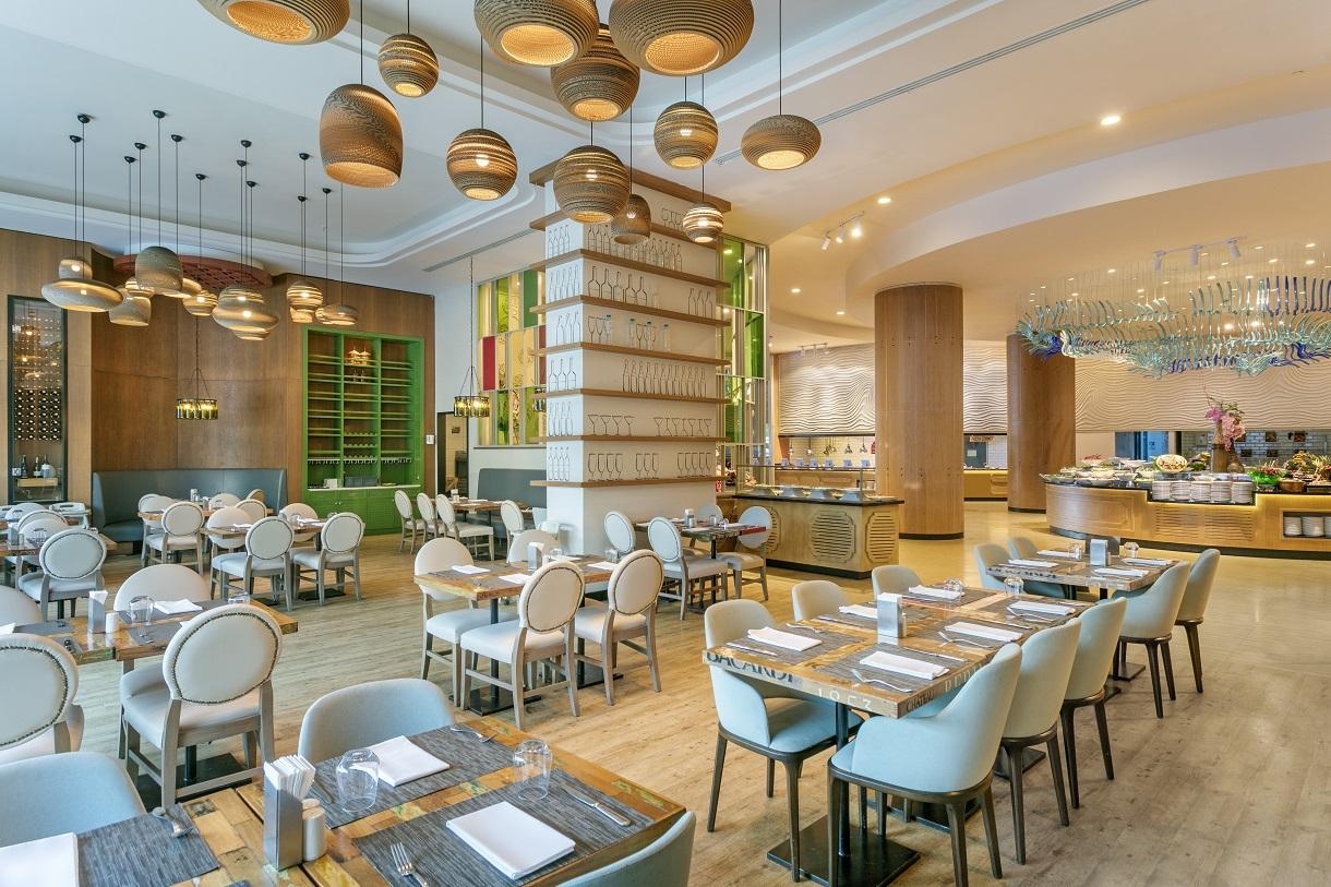 Titanic Deluxe Lara10