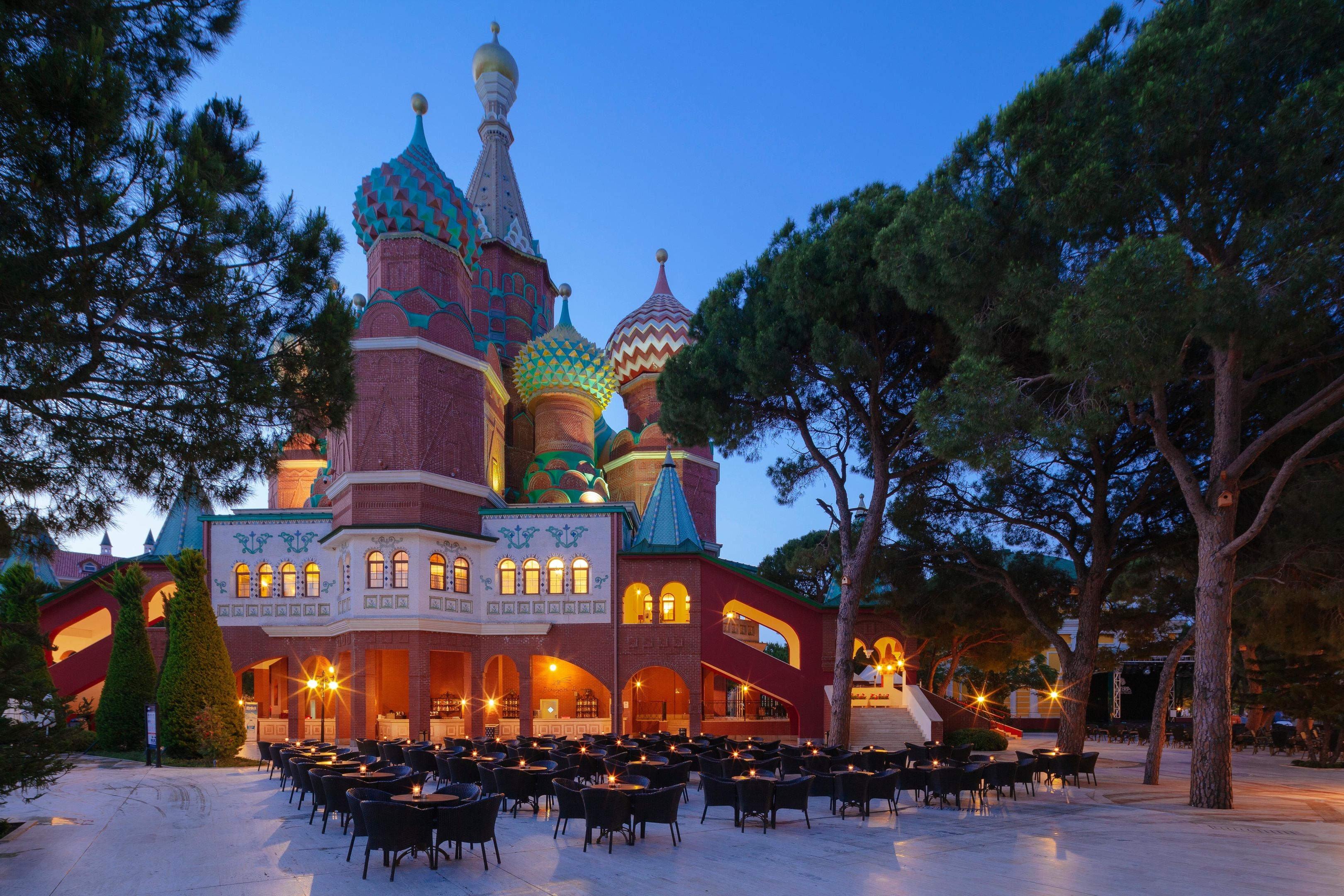 Kremlin Palace Hotel54