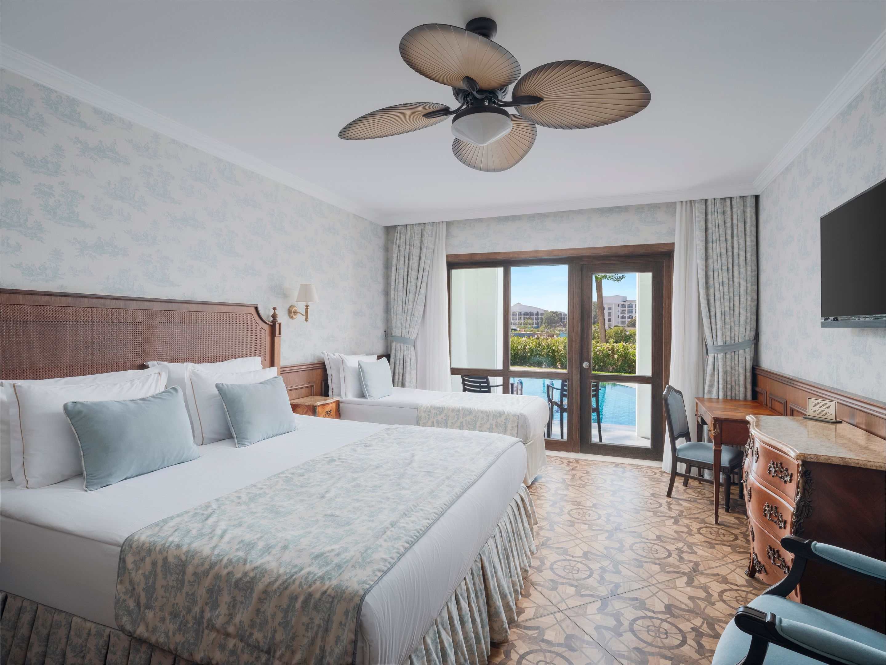 Kremlin Palace Hotel56