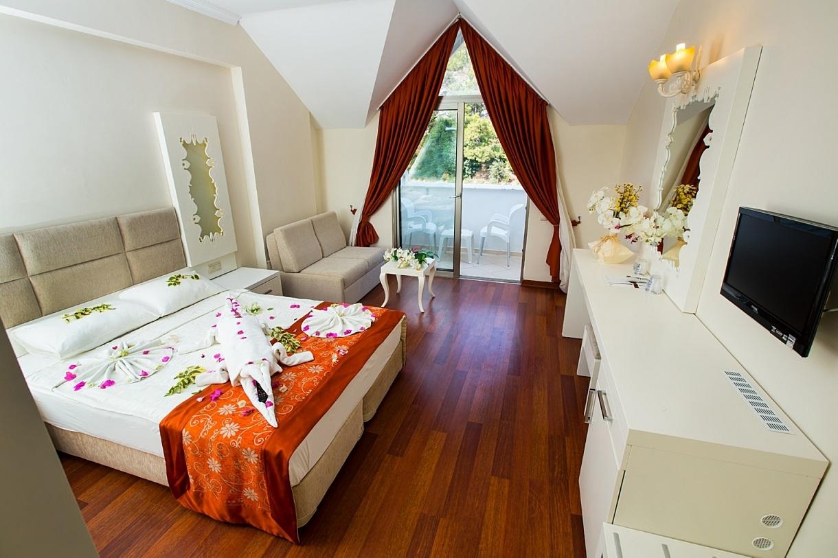 Grand Miramor Hotel6