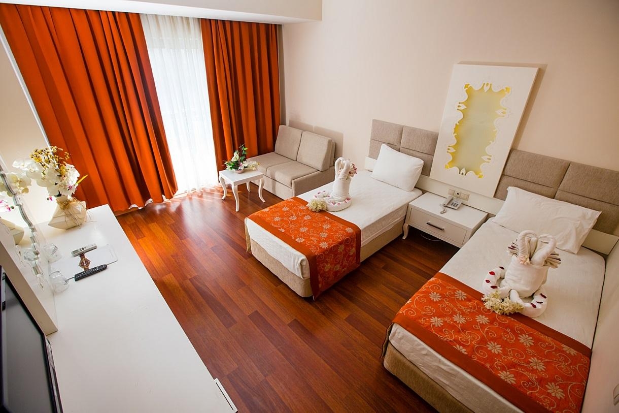 Grand Miramor Hotel7