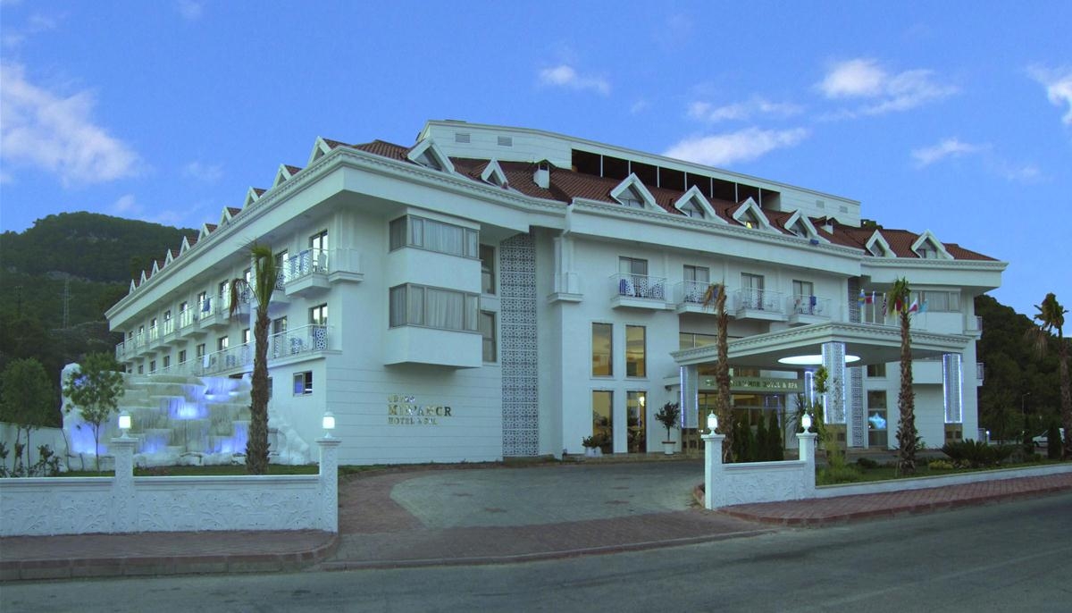 Grand Miramor Hotel10