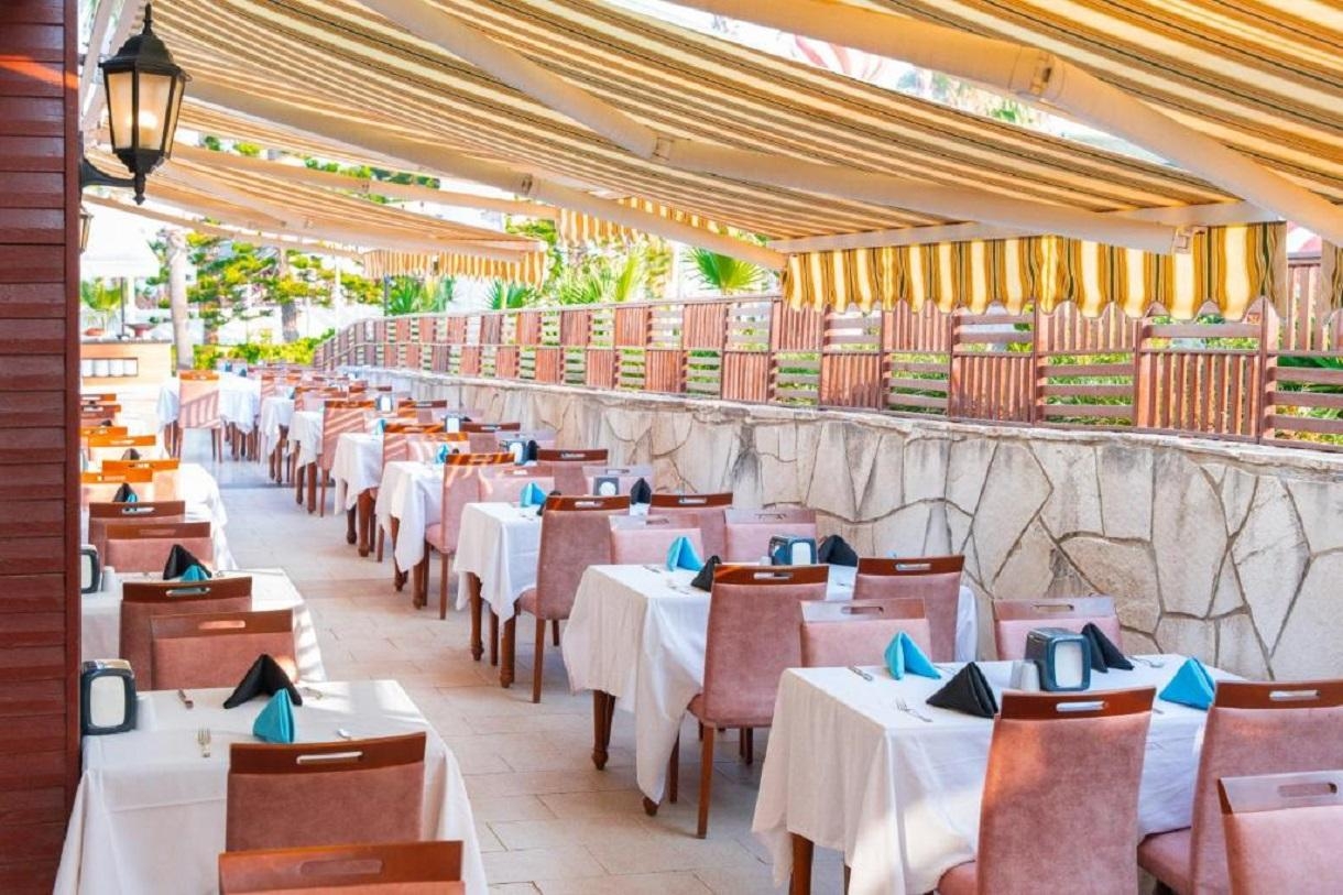 Oz Hotels Incekum Beach Hotel 6