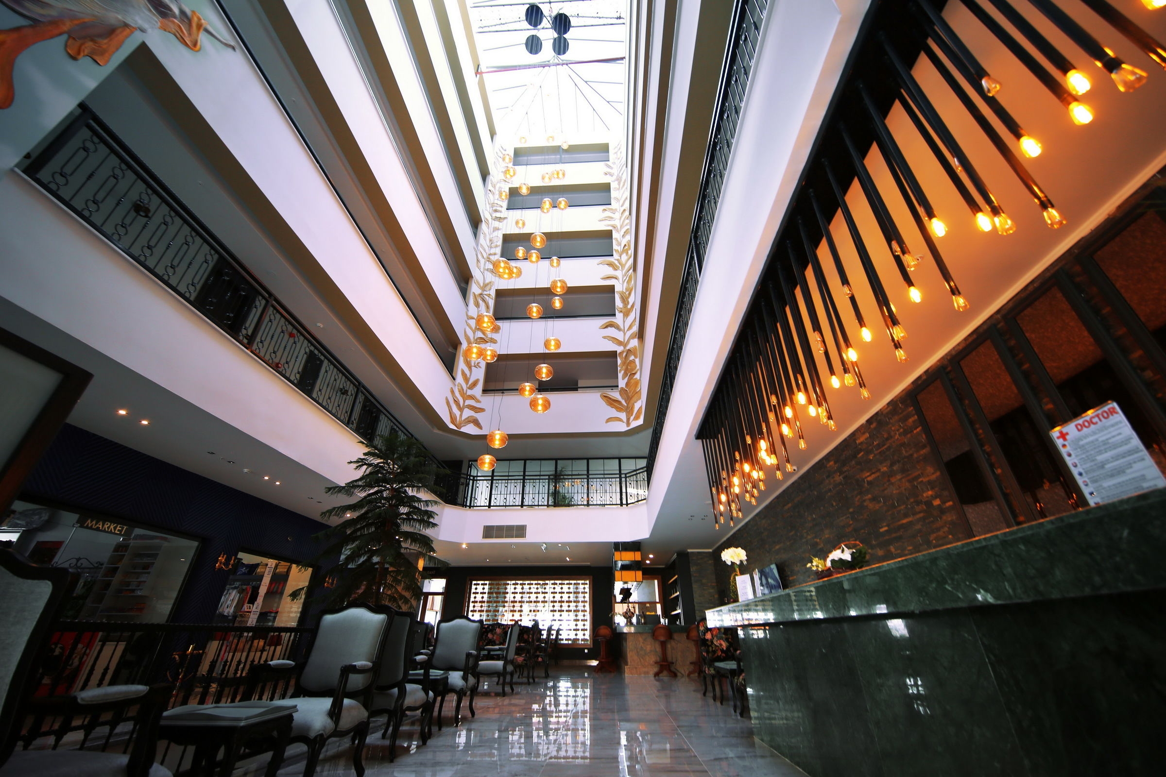 Sey Beach Hotel & Spa4