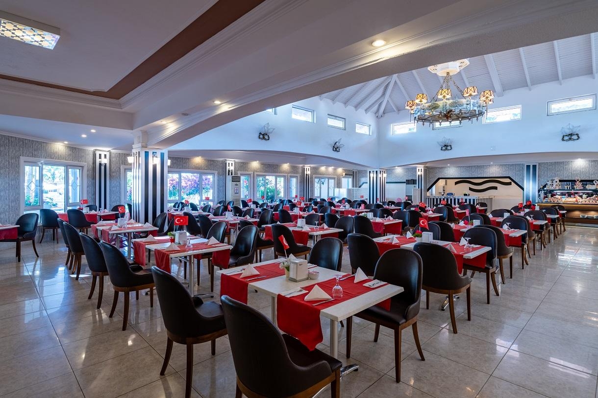 The Garden Beach Hotel10