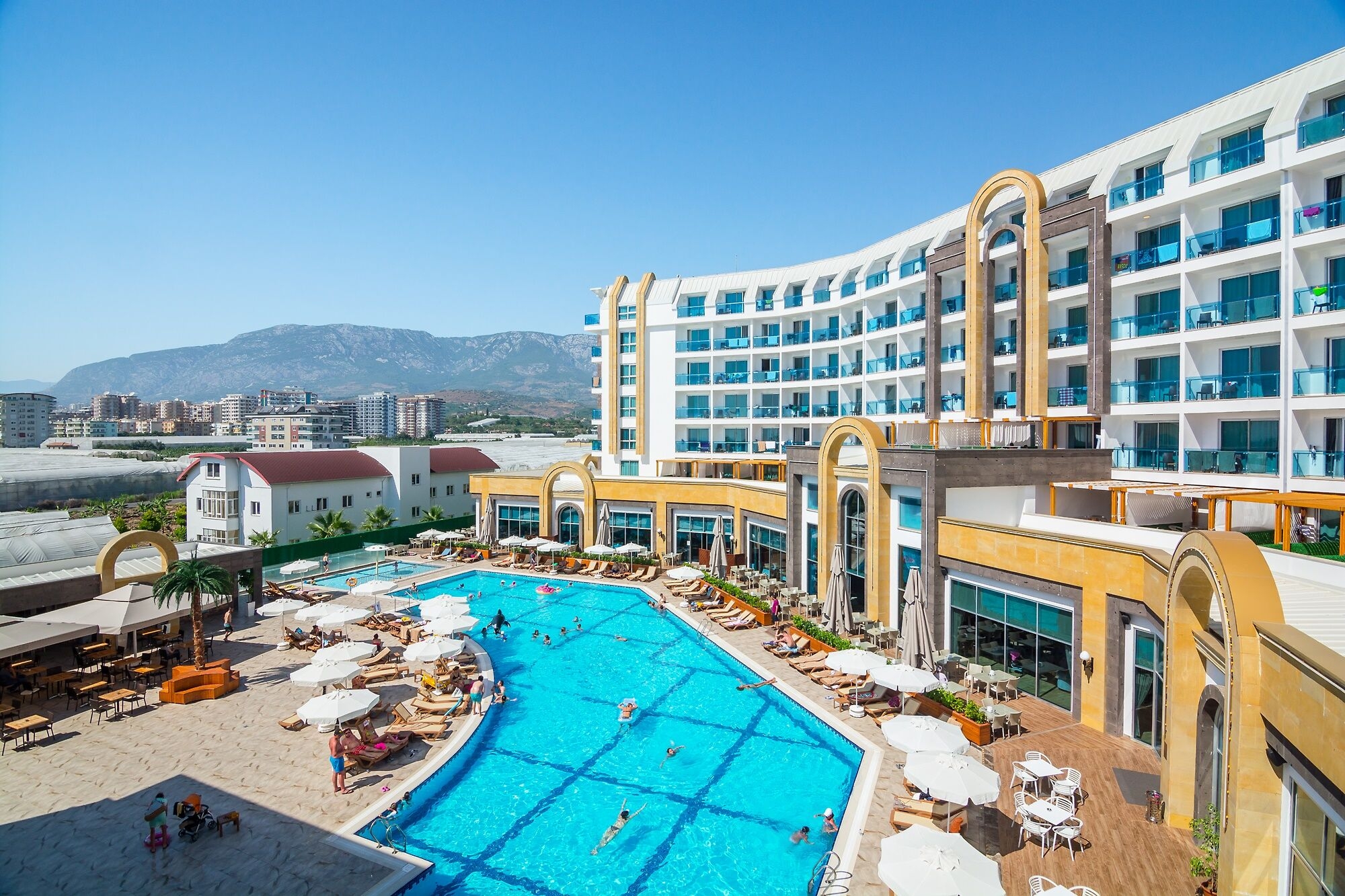 The Lumos Deluxe Resort & Spa41