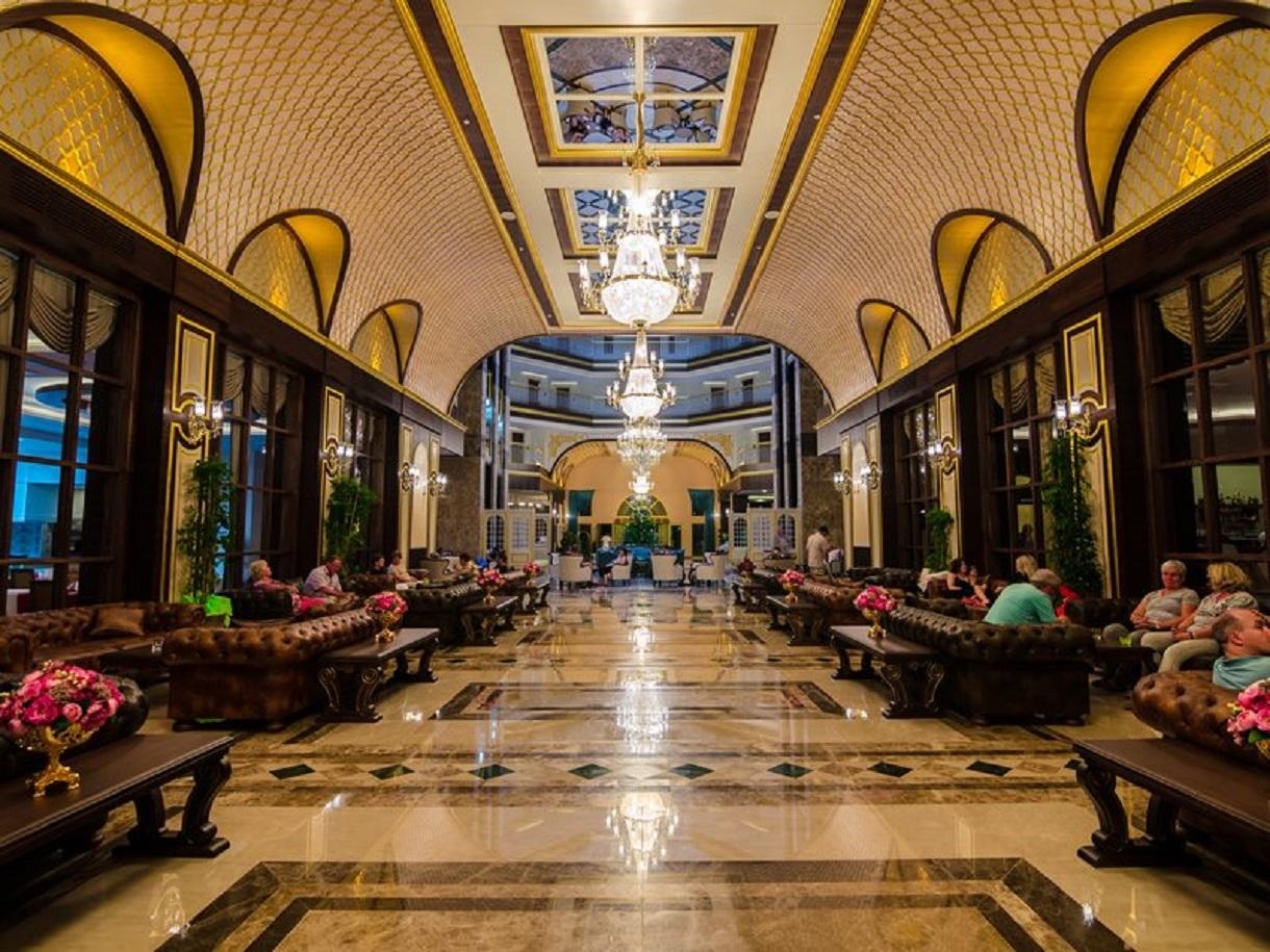 The Lumos Deluxe Resort & Spa7